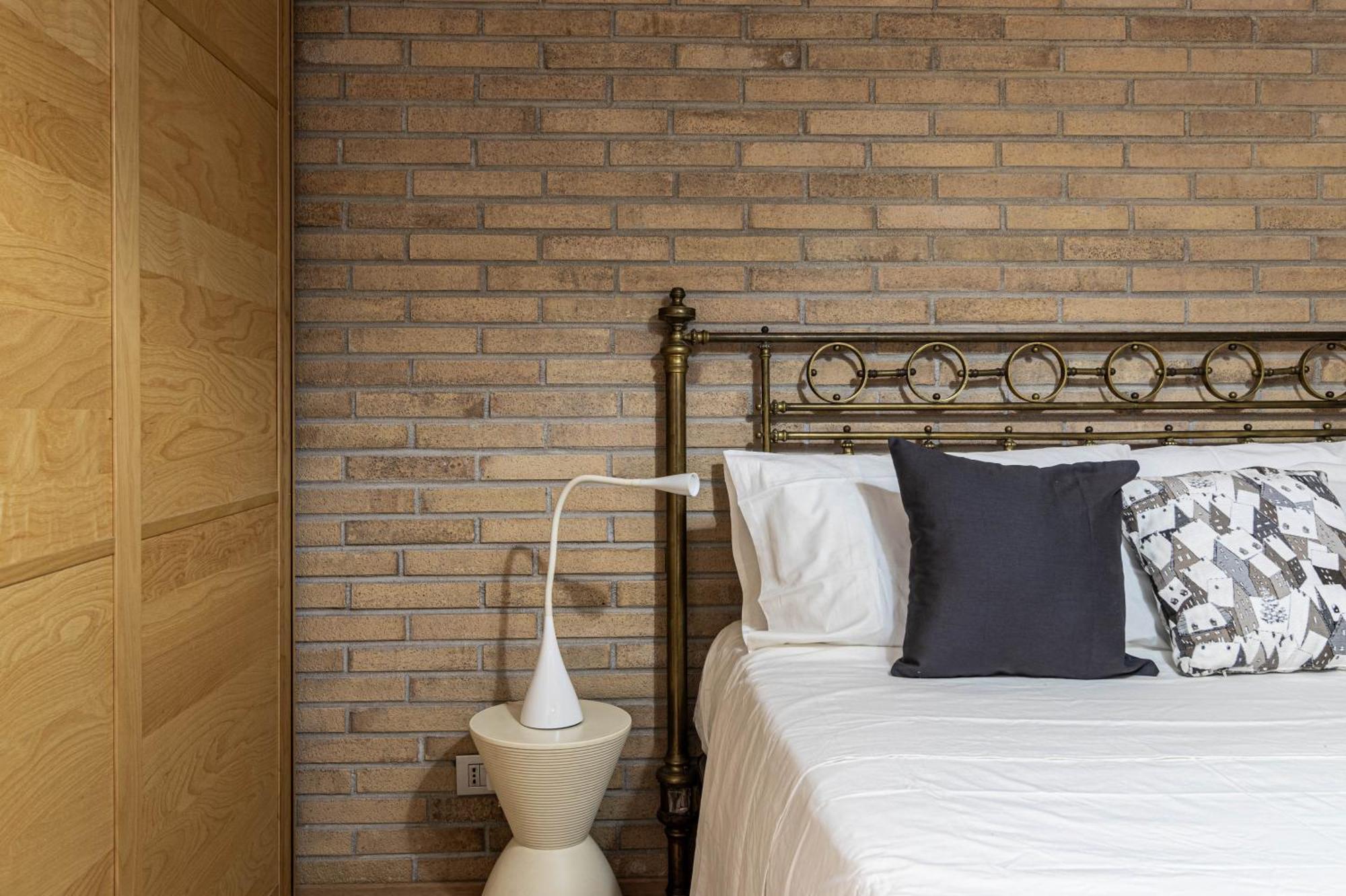 Centro * * * * *- S.croce In Gerusalemme Loft Roma