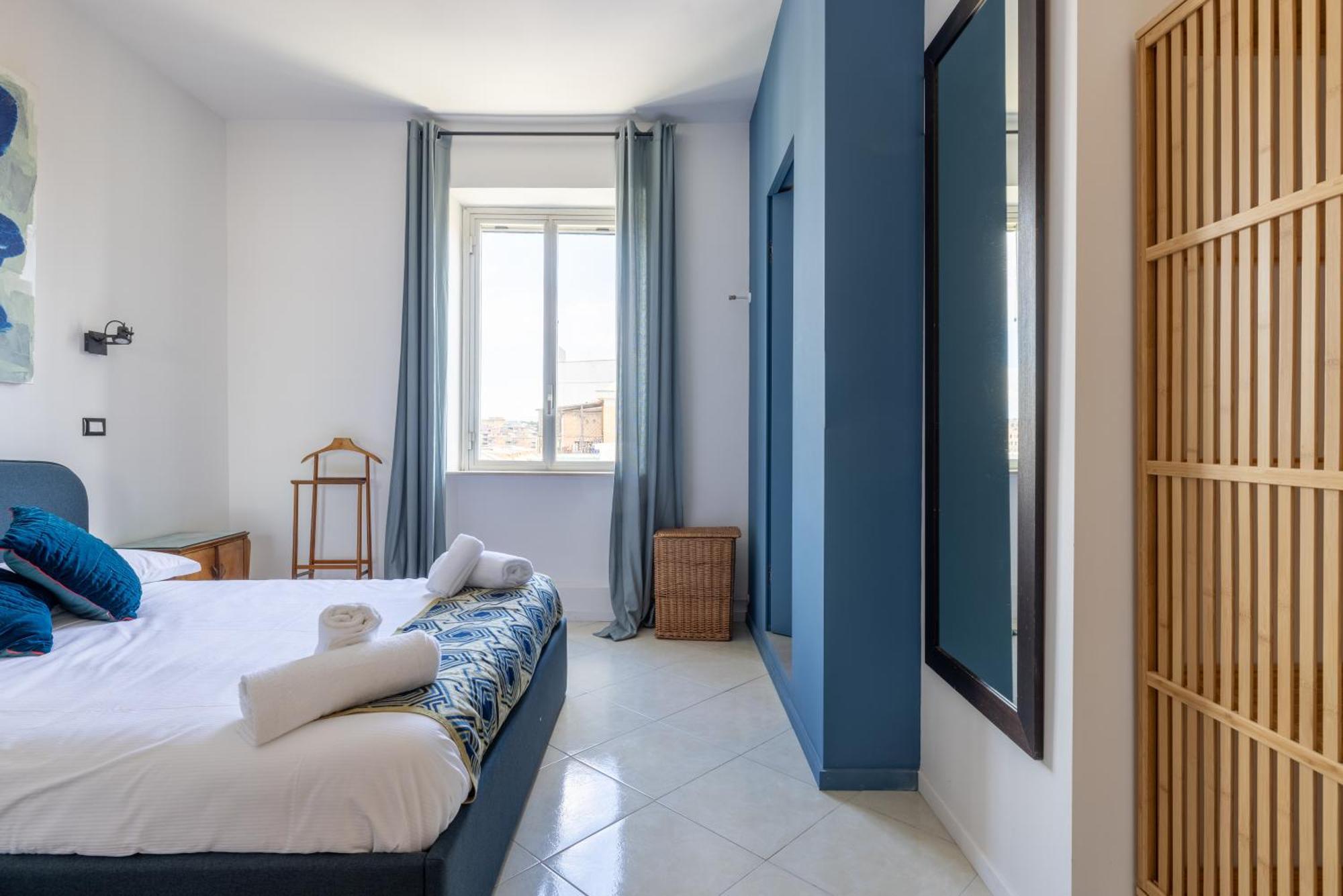 Apartment Spacious With Terrace 3 Bedroom, Metroa Battistini *