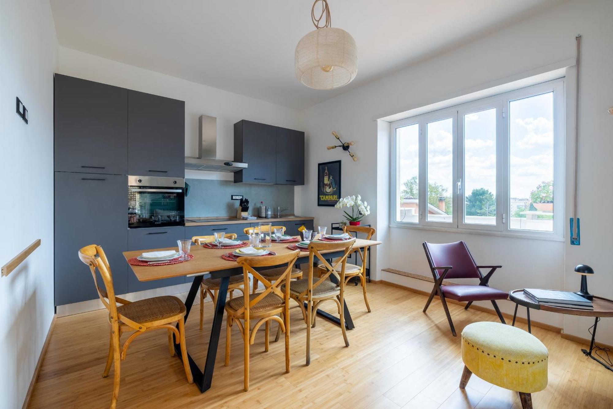 Apartment Spacious With Terrace 3 Bedroom, Metroa Battistini *