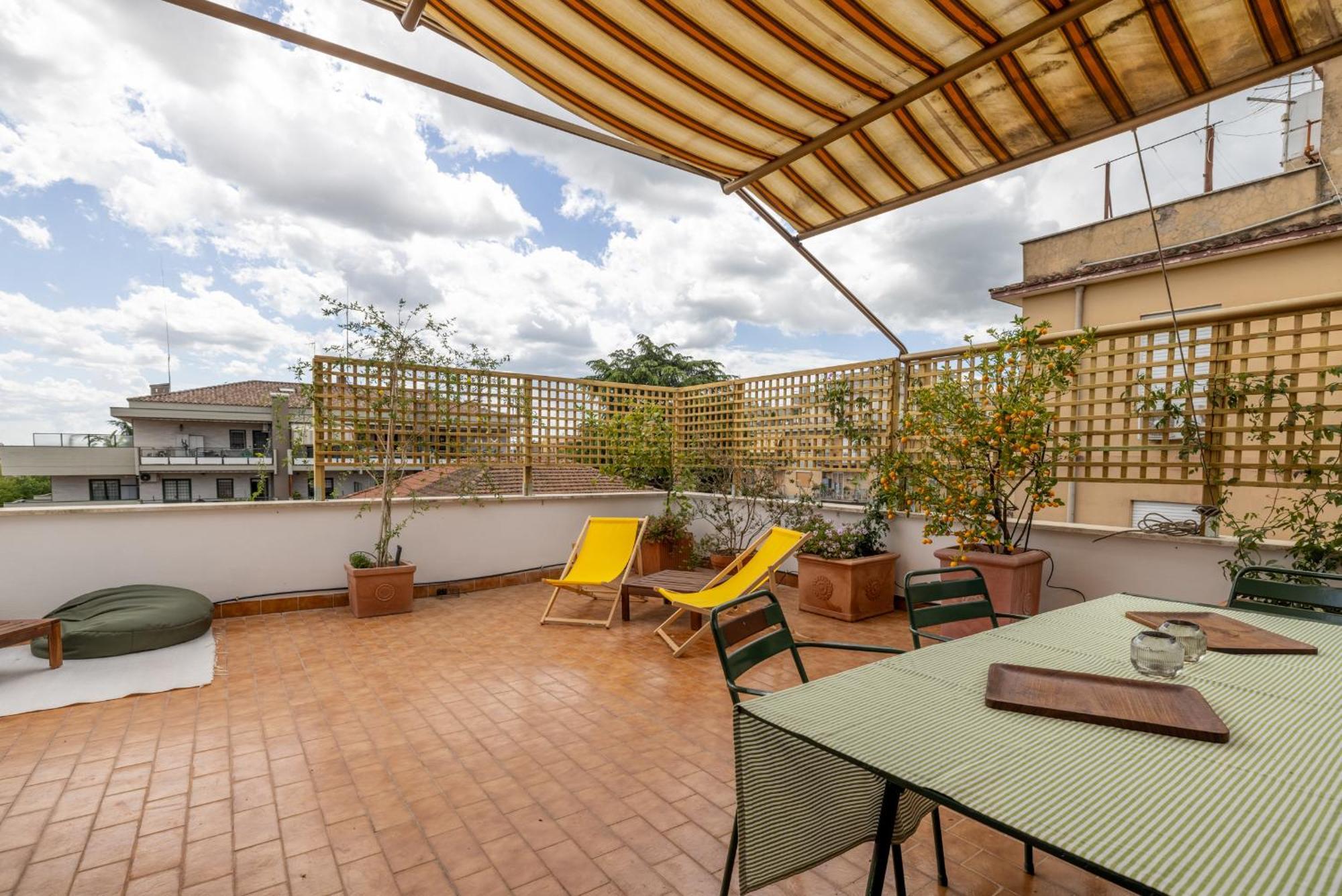 Spacious With Terrace 3 Bedroom, Metroa Battistini Apartment Rom
