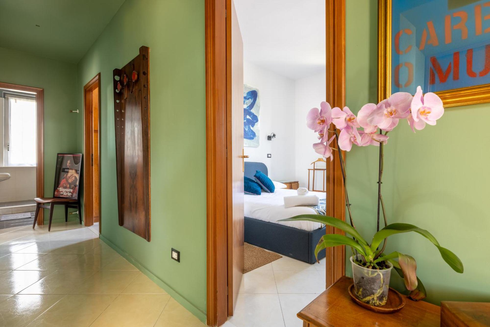 Apartment Spacious With Terrace 3 Bedroom, Metroa Battistini