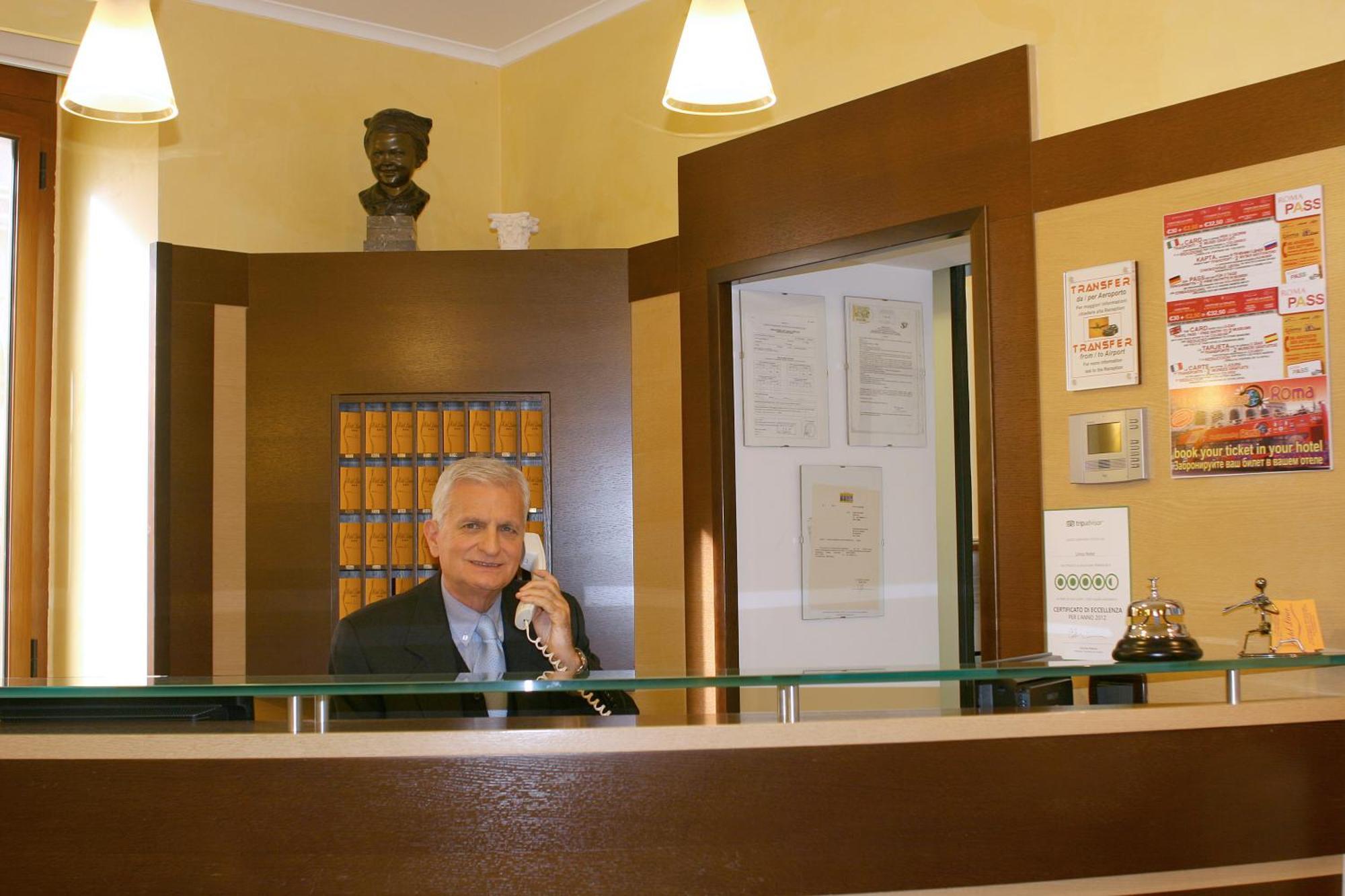 Hotell Lirico 3*