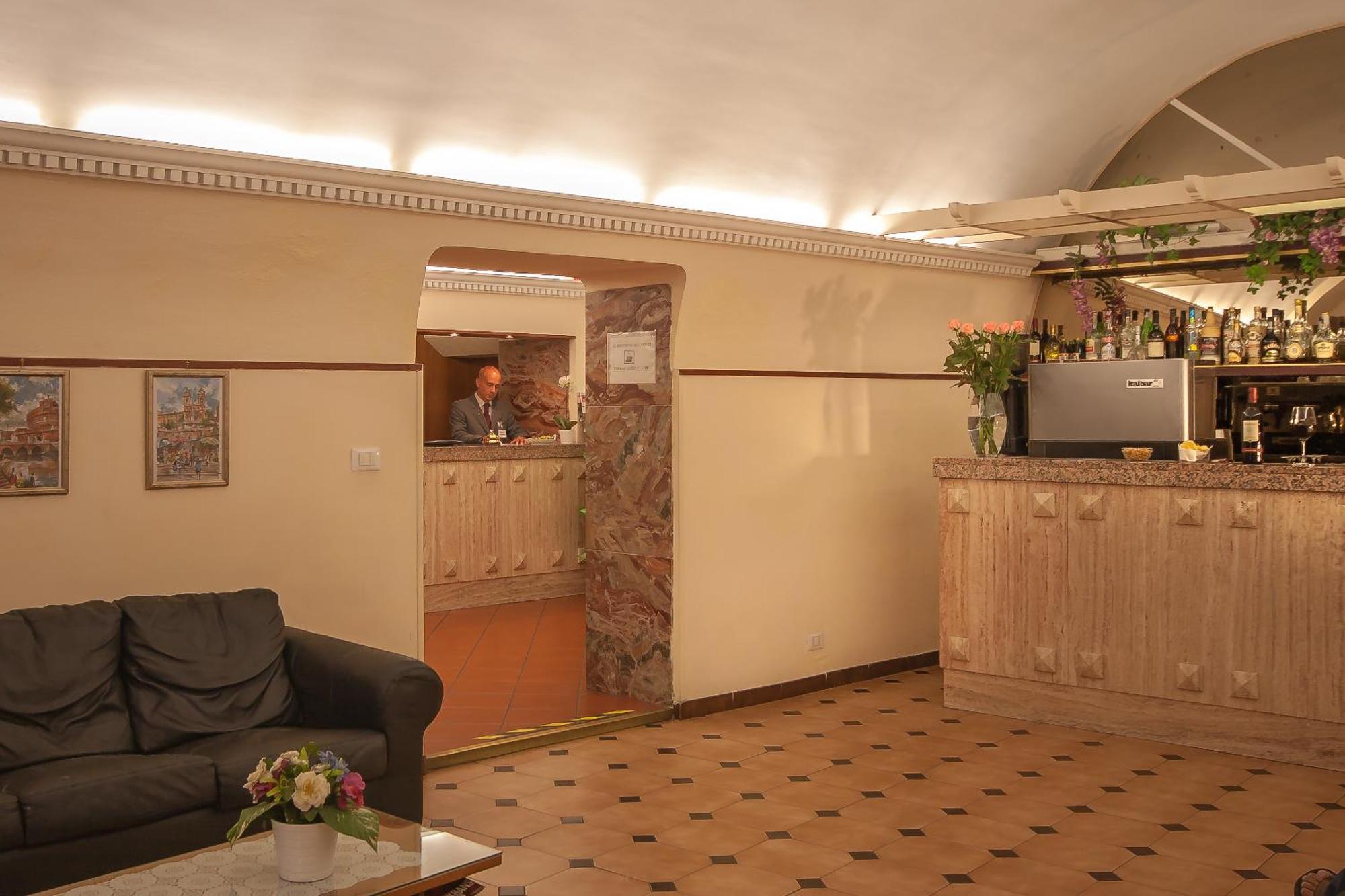 Hotel Tirreno