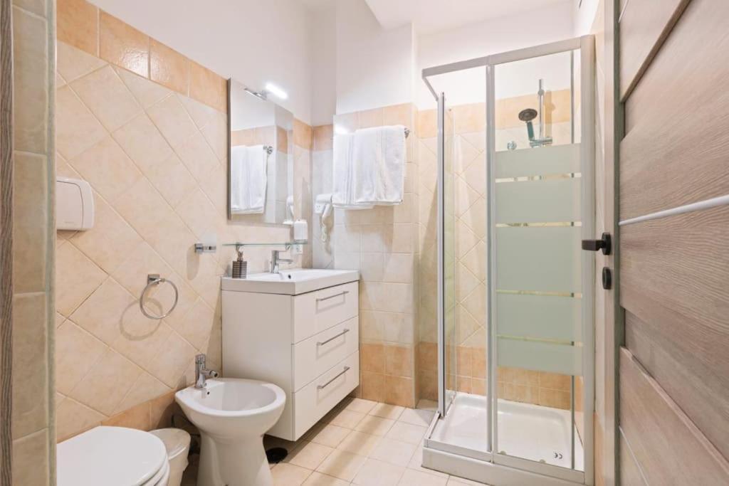 Private In A With Private Bath N1 Roma