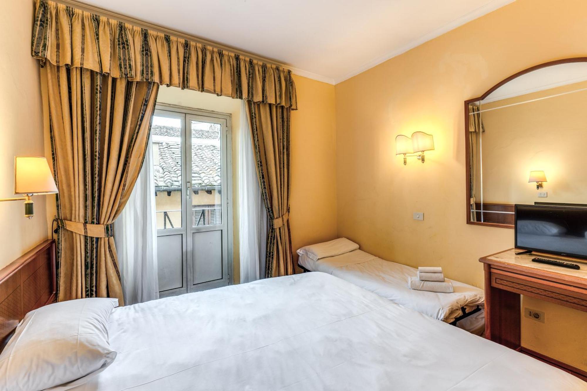 Pomezia 2* Roma