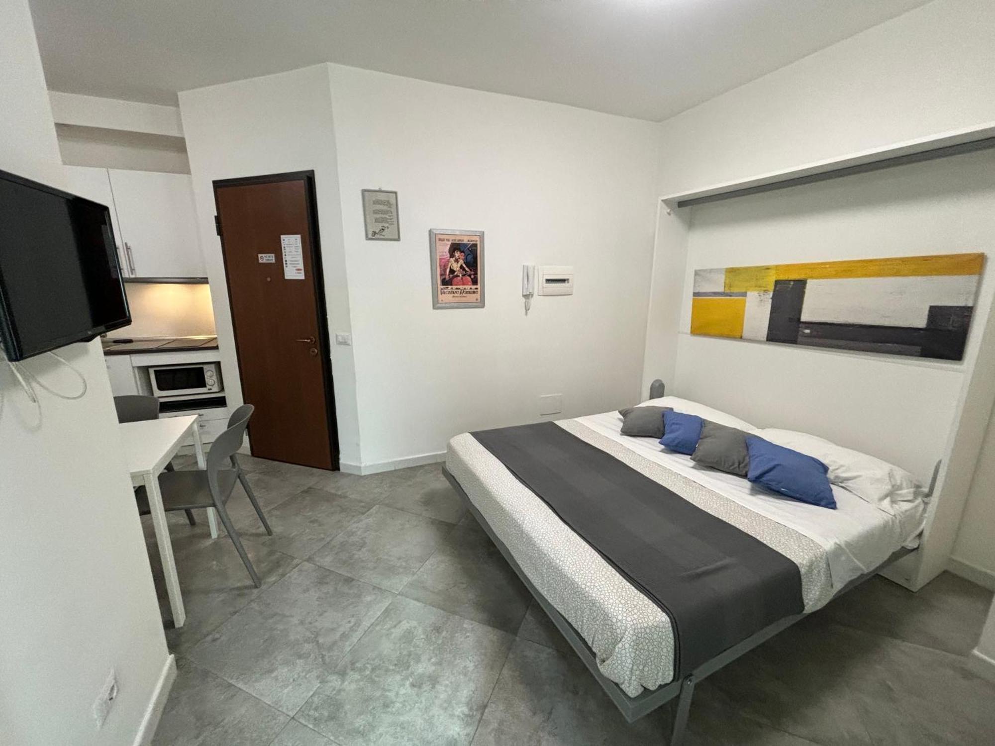 4 Level * Roma