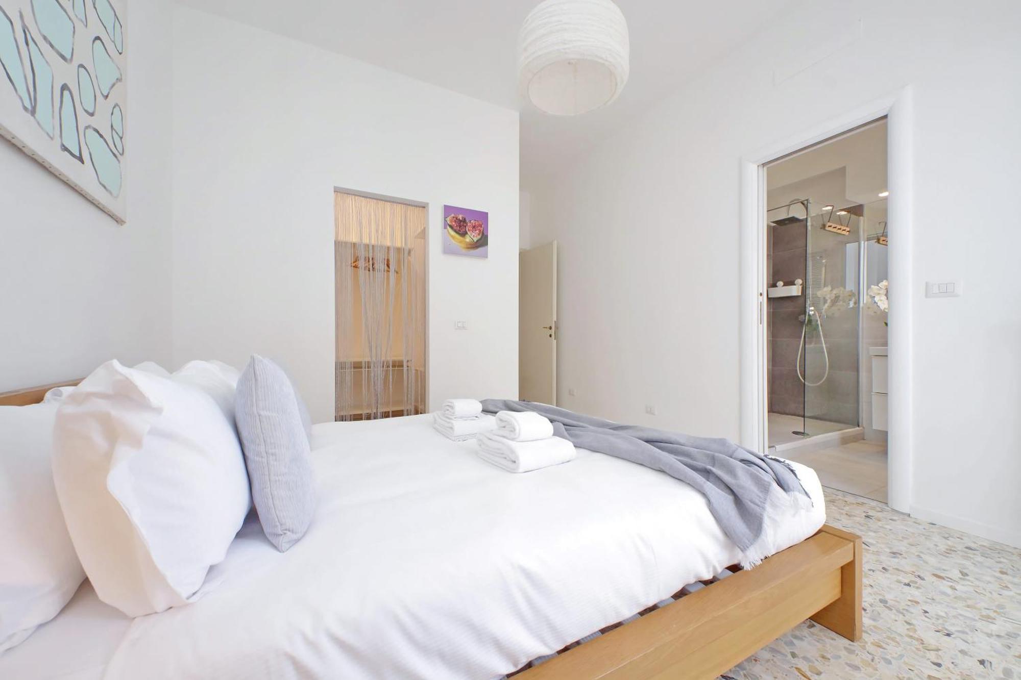 Apartment Ych-appartamento Luminoso A San Pietro