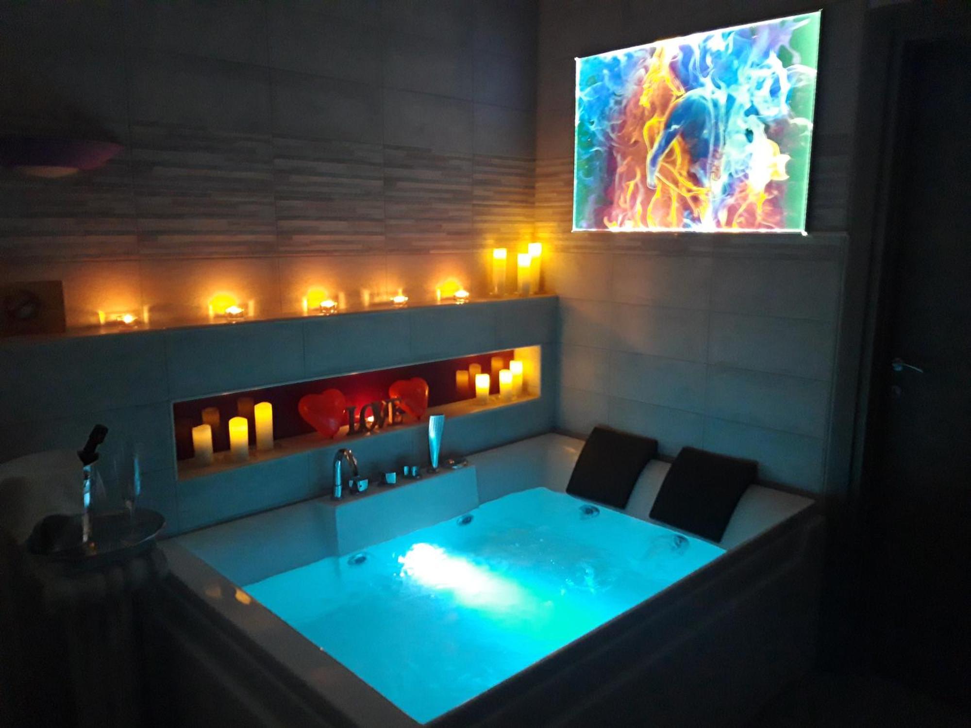 Nido Di Suite, Jacuzzi King Size, Metro C Apartment