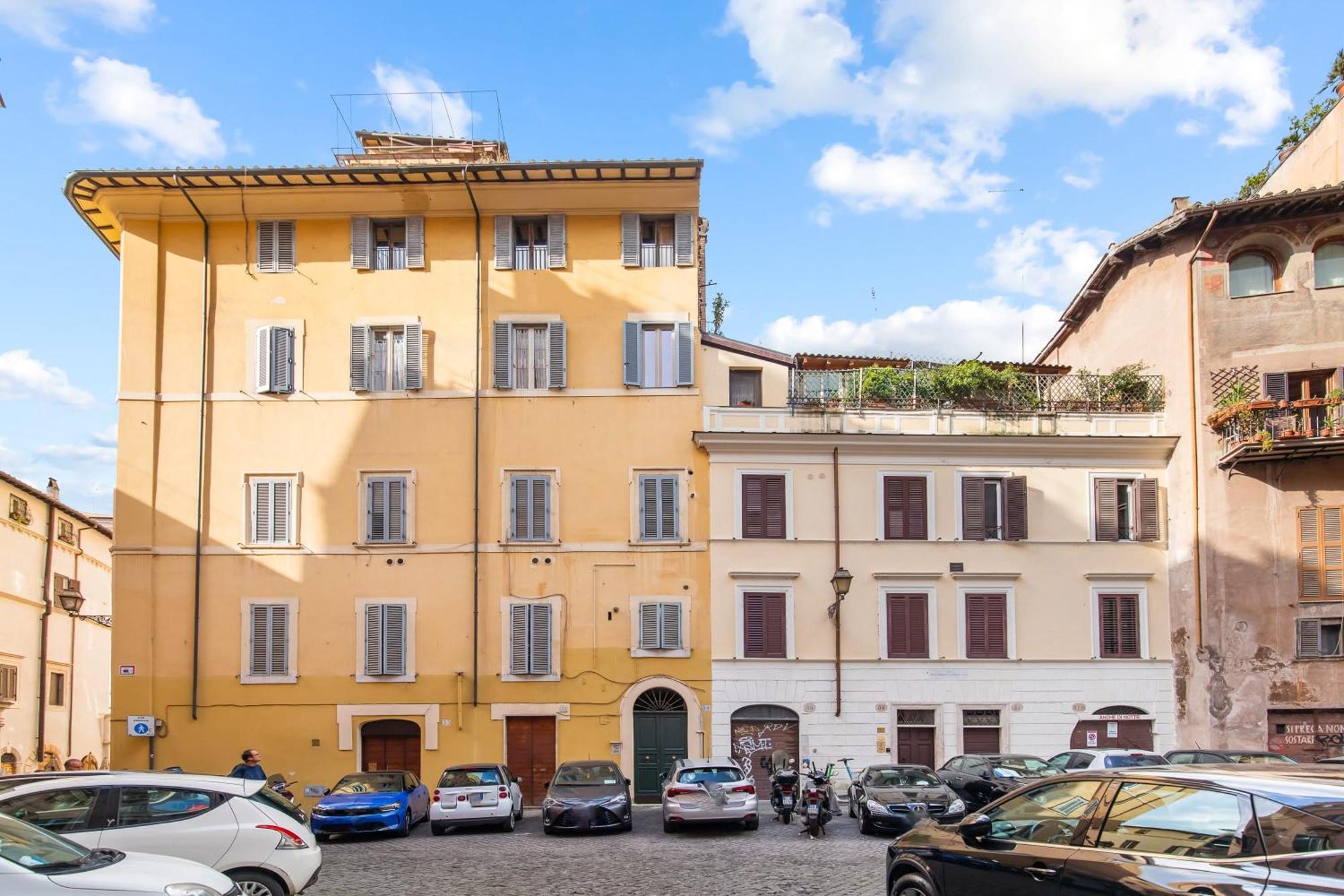 Apartment Piazza Mattei Terrace | Romeloft Rom