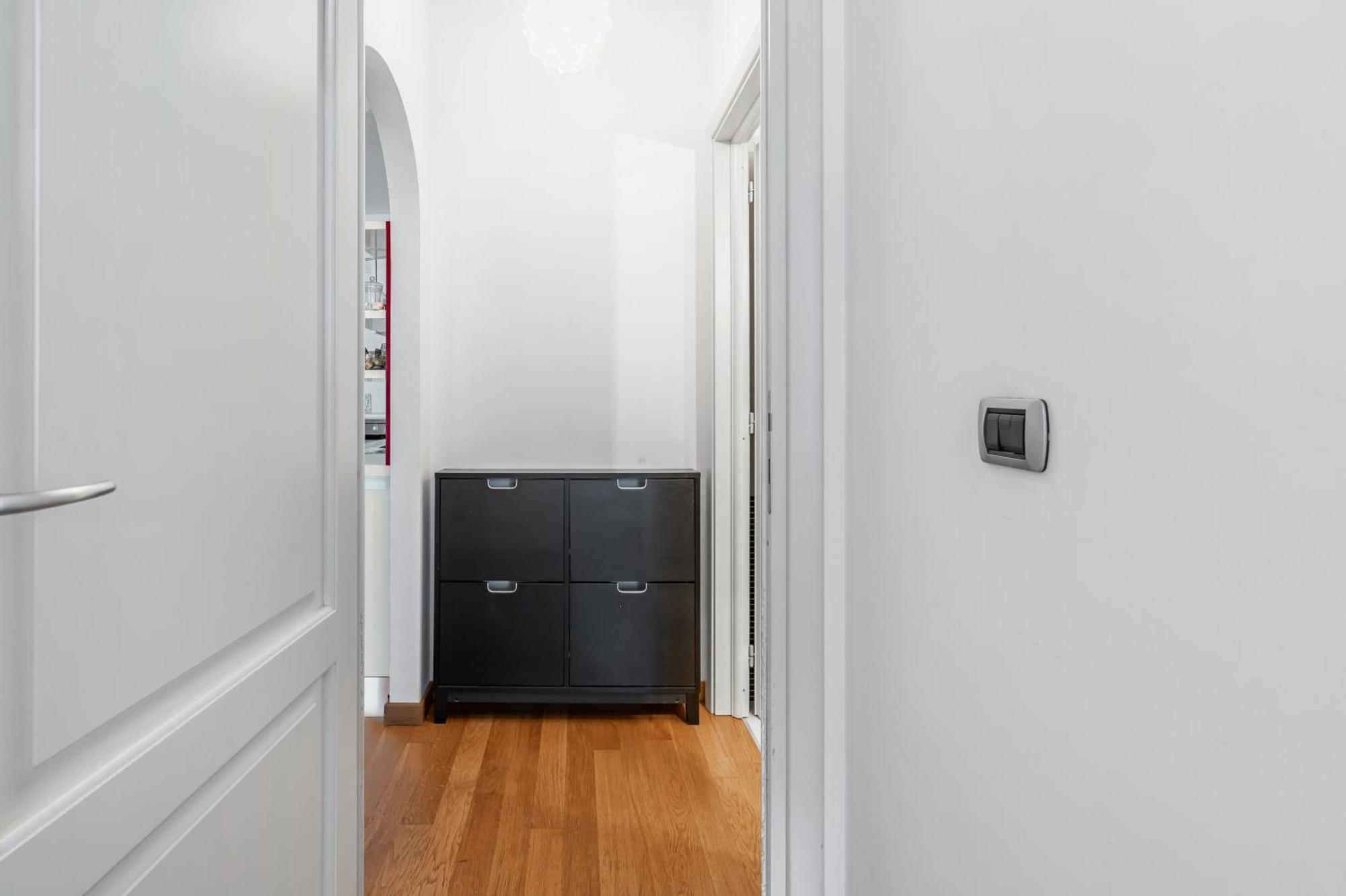 Portuense 107 - Bright Flat