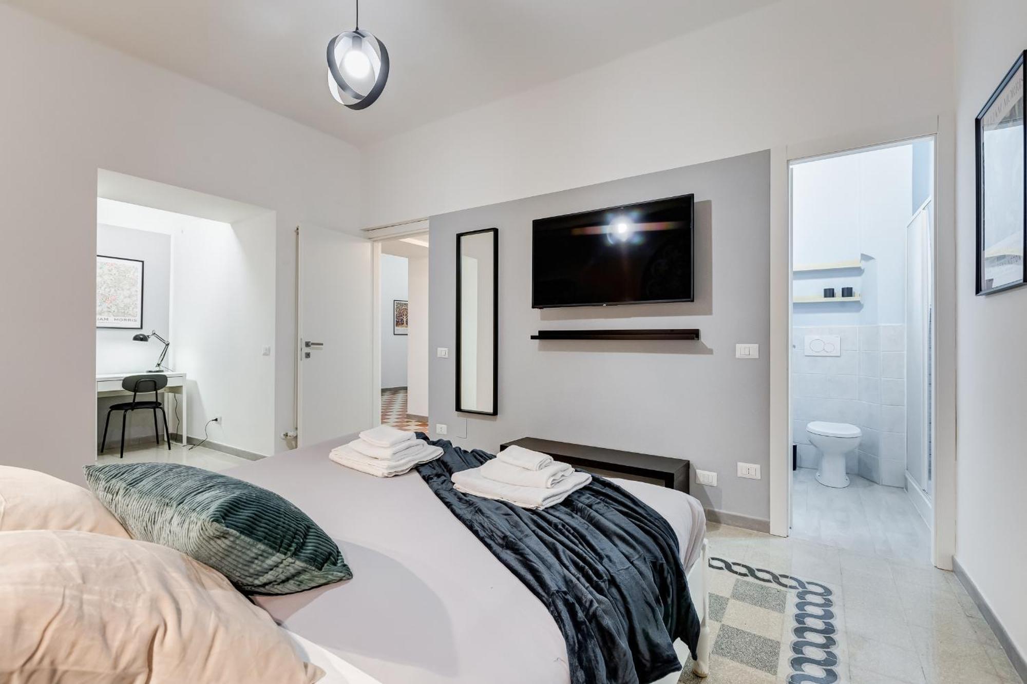 L&l Cozy 2-bdr In San Giovanni District Leilighet