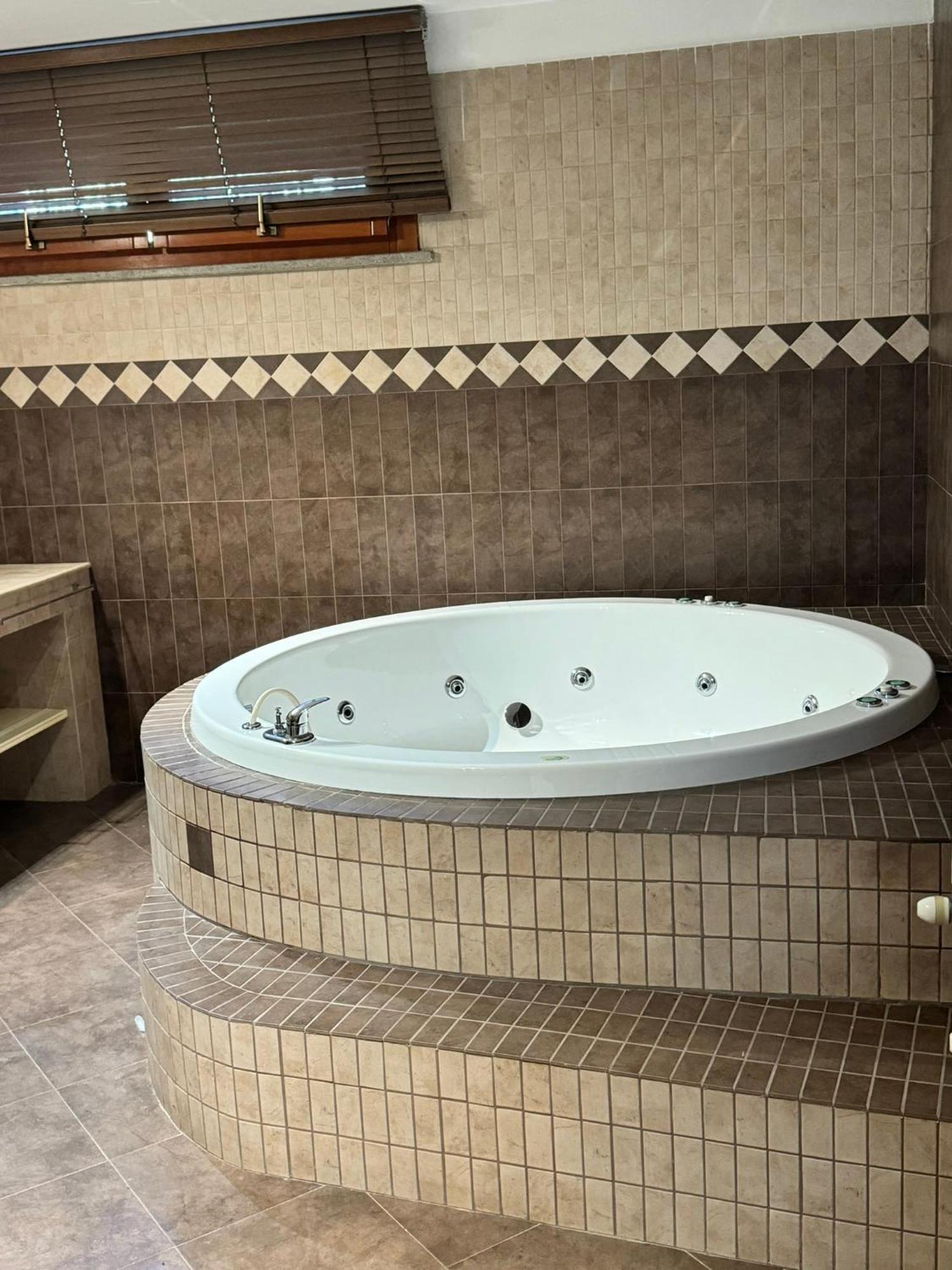 Affittacamere Dolcevita Eur 2 Luxury Roma