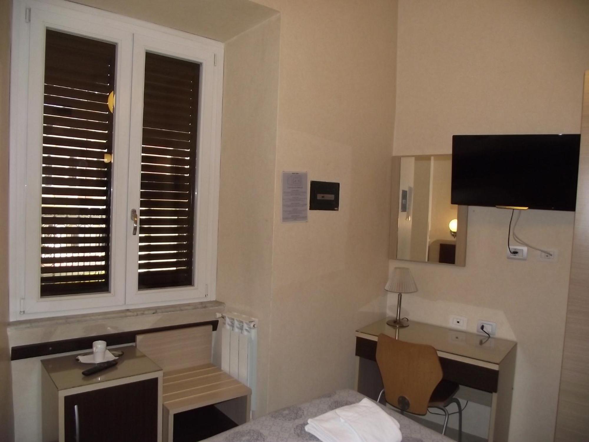 Elide 3* Roma