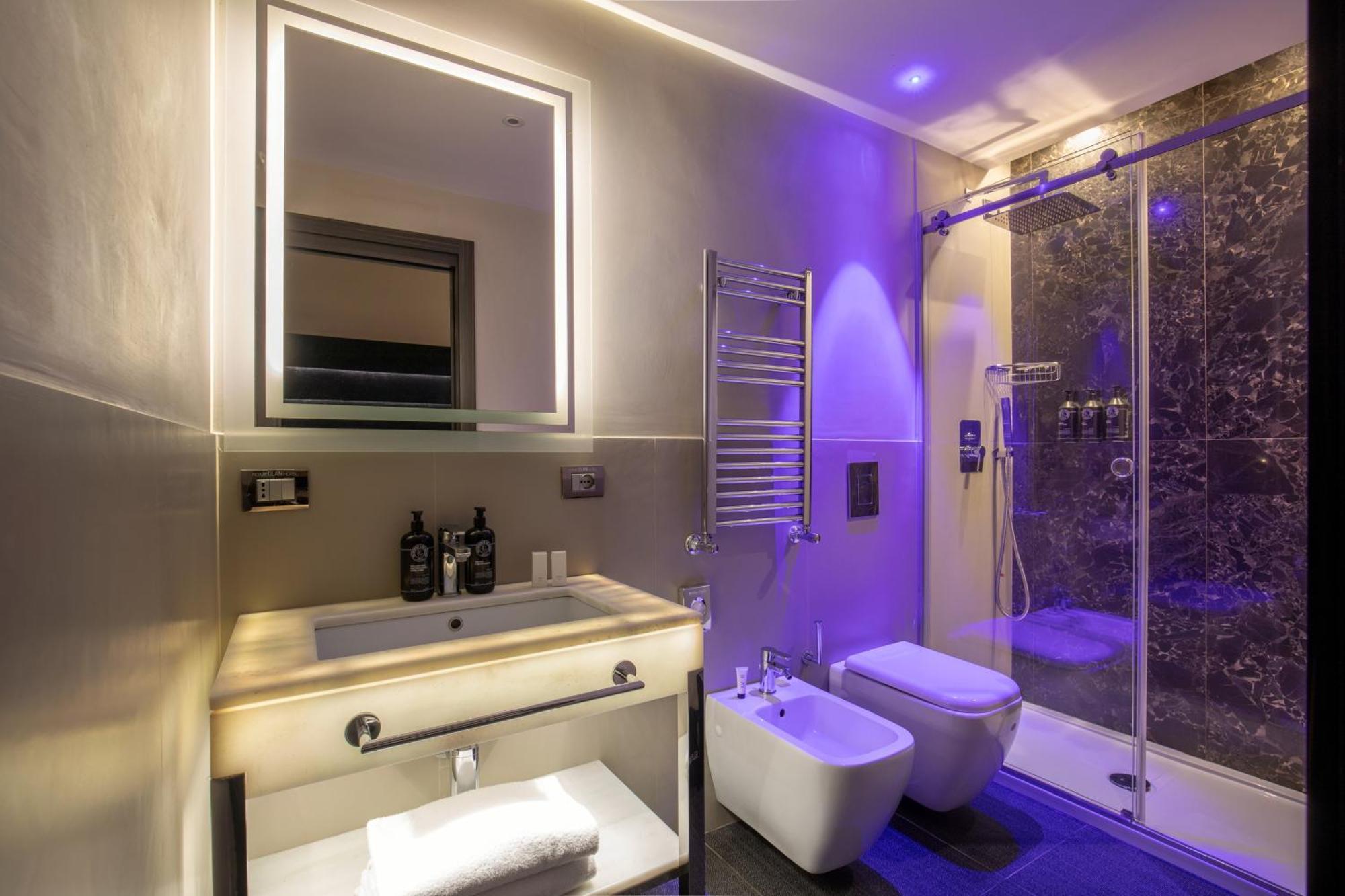 The Glam 4* Roma