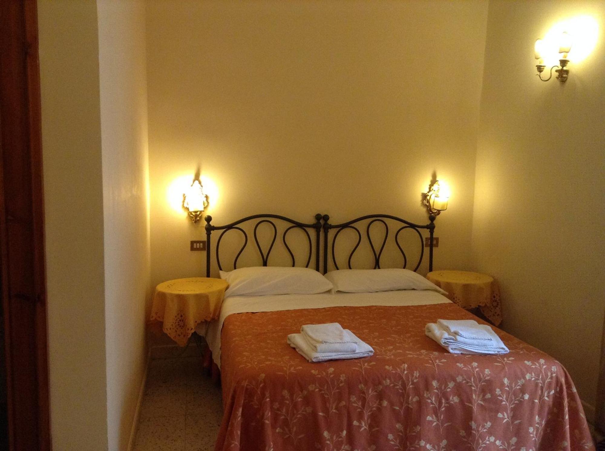 Pensión Maison De Marta Roma