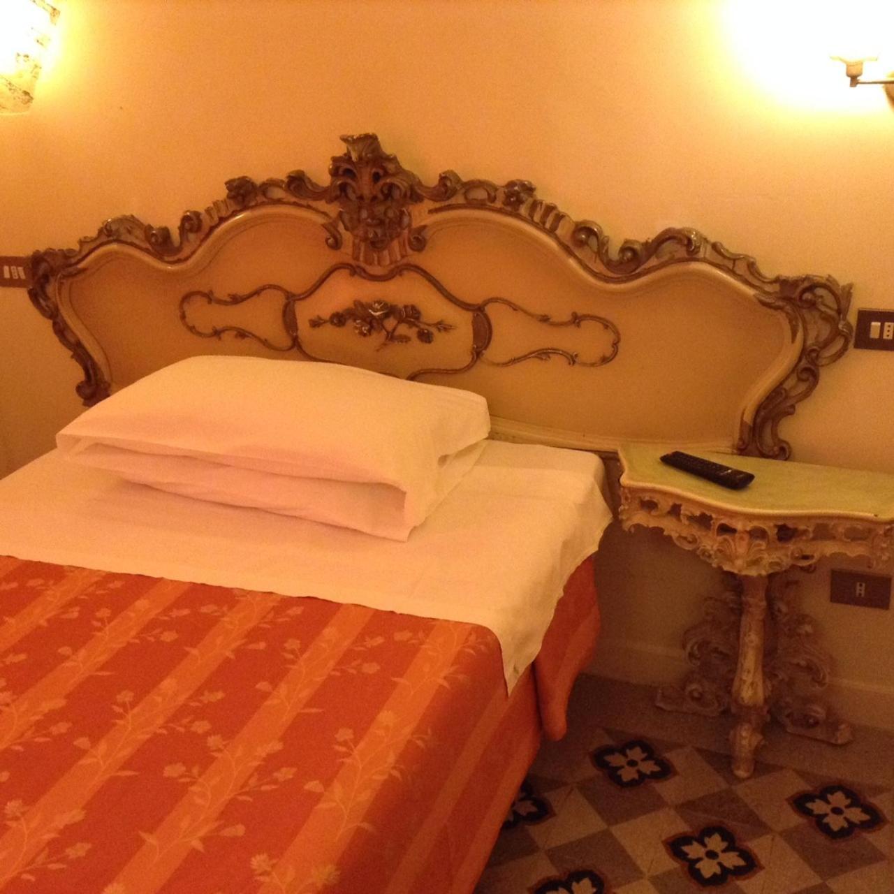 Maison De Marta Pensión Roma