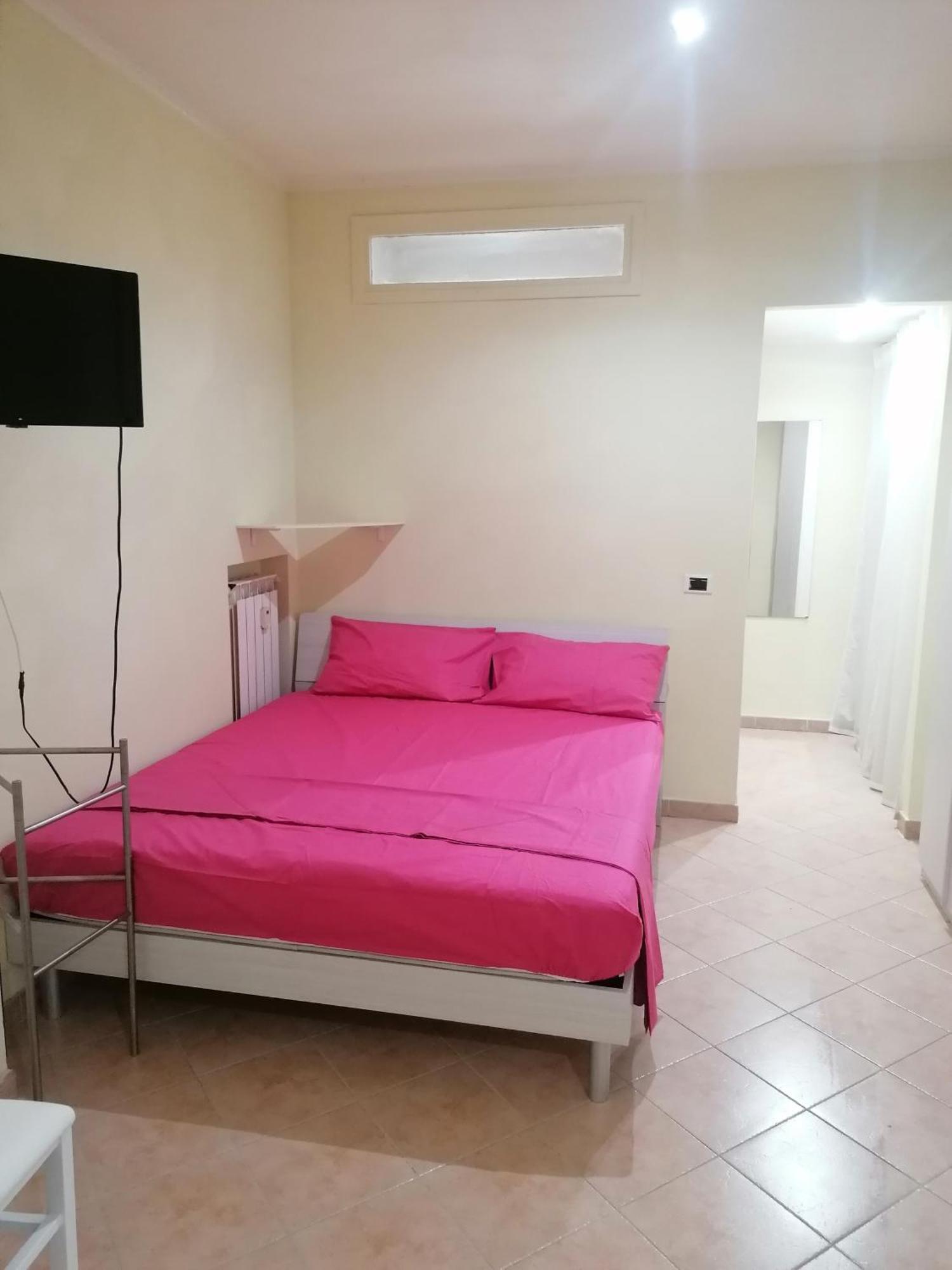 4 Apartment Rom
