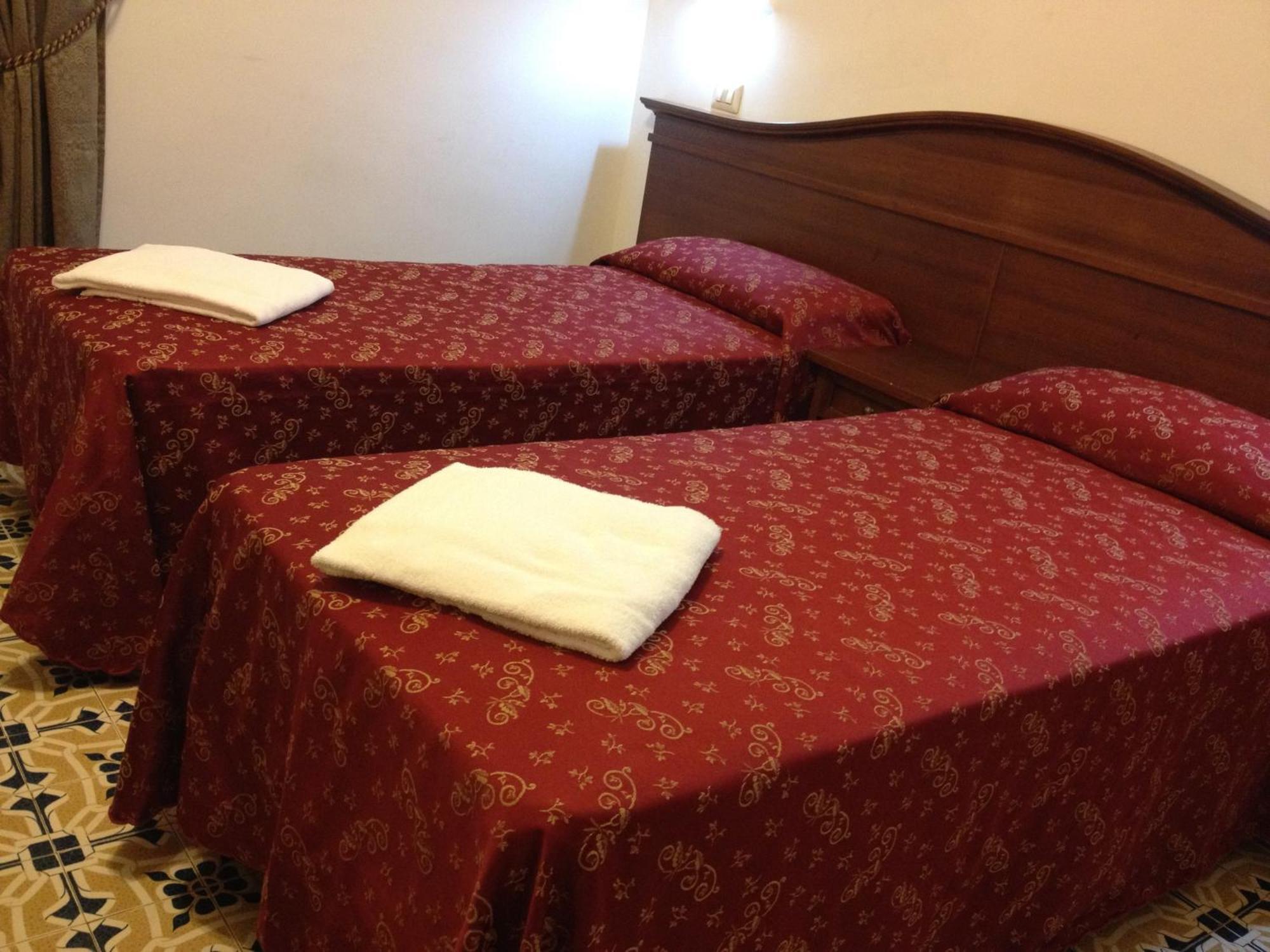 Guesthouse Alex II 2*