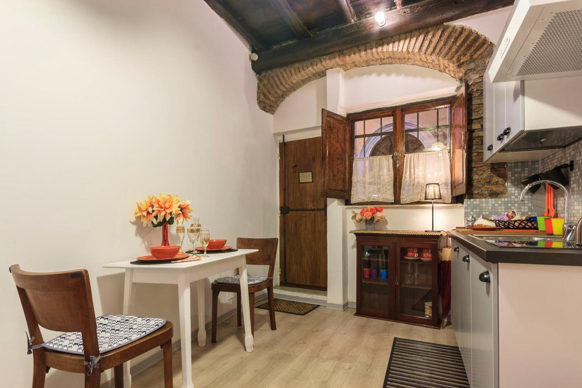 Bed & Breakfast Ventisei Scalini A Trastevere 2*