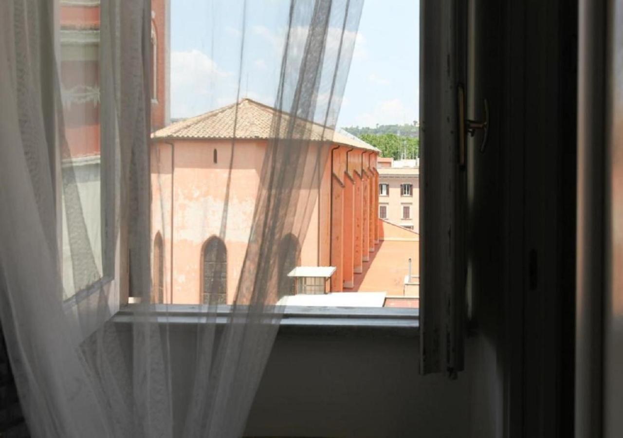 Affittacamere White Vatican 2*