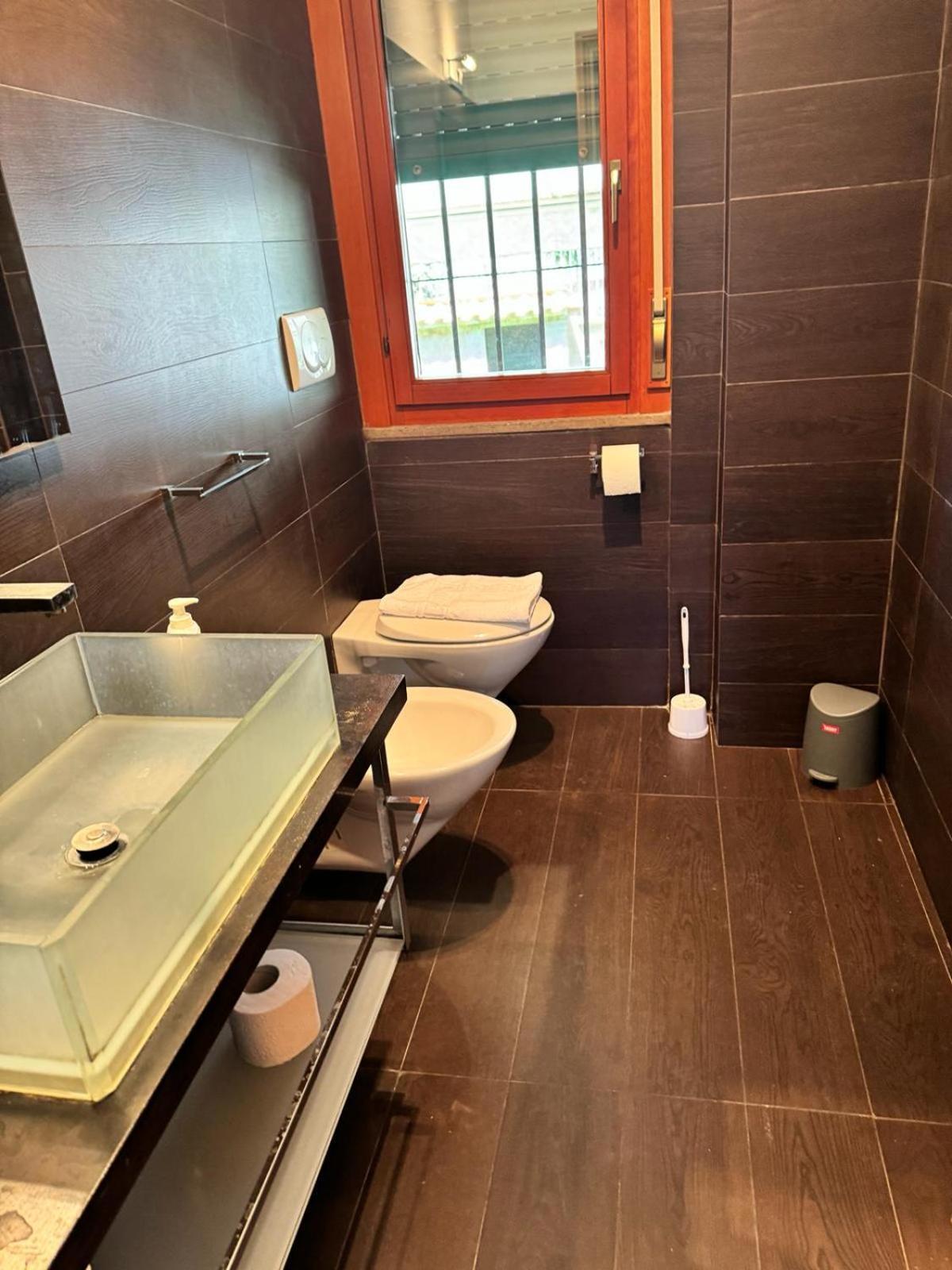 Dolcevita Eur 2 Luxury Affittacamere *