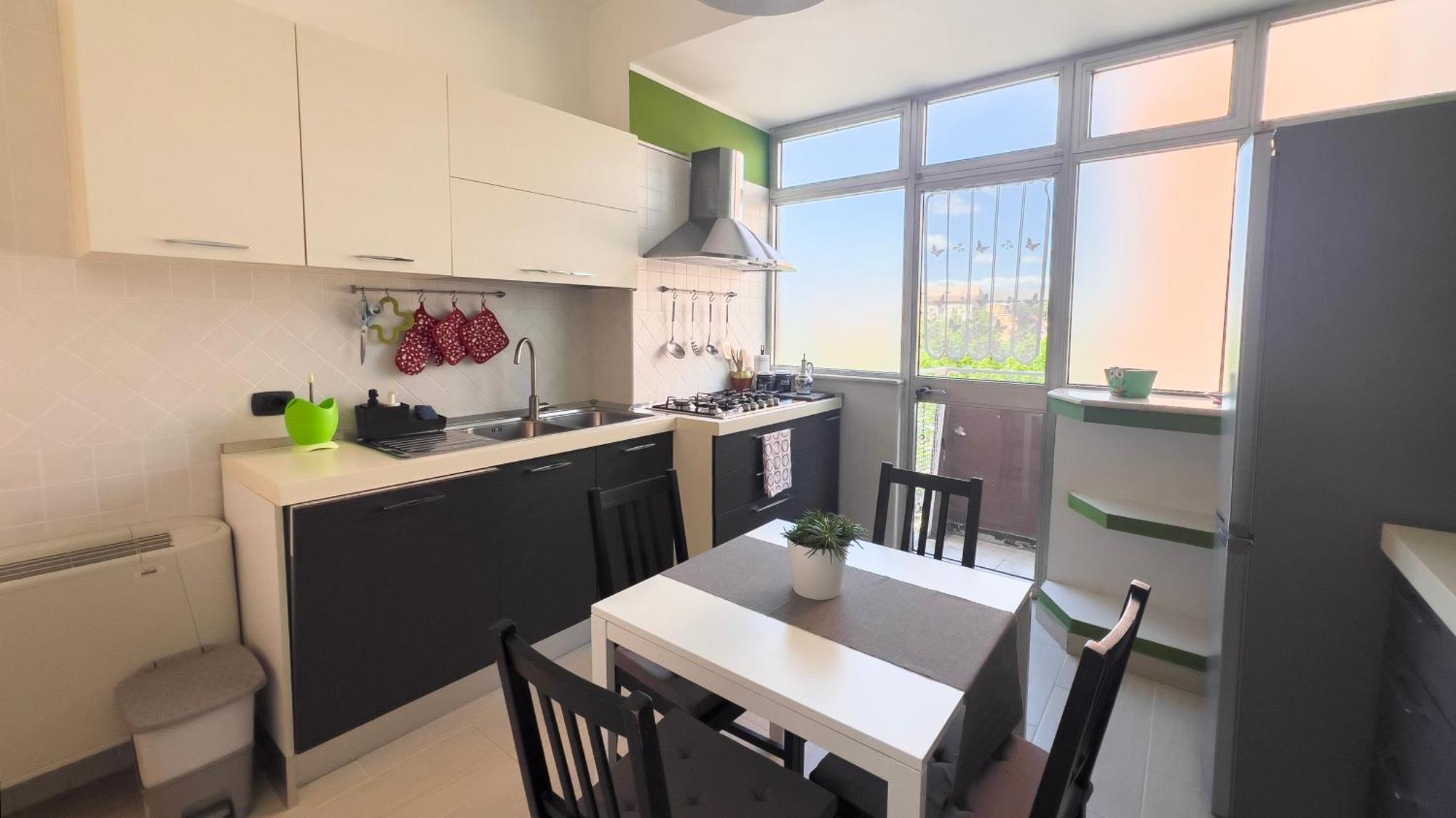Grimhouse, Nuovo Trilocale In Lucio Sestio Apartment *