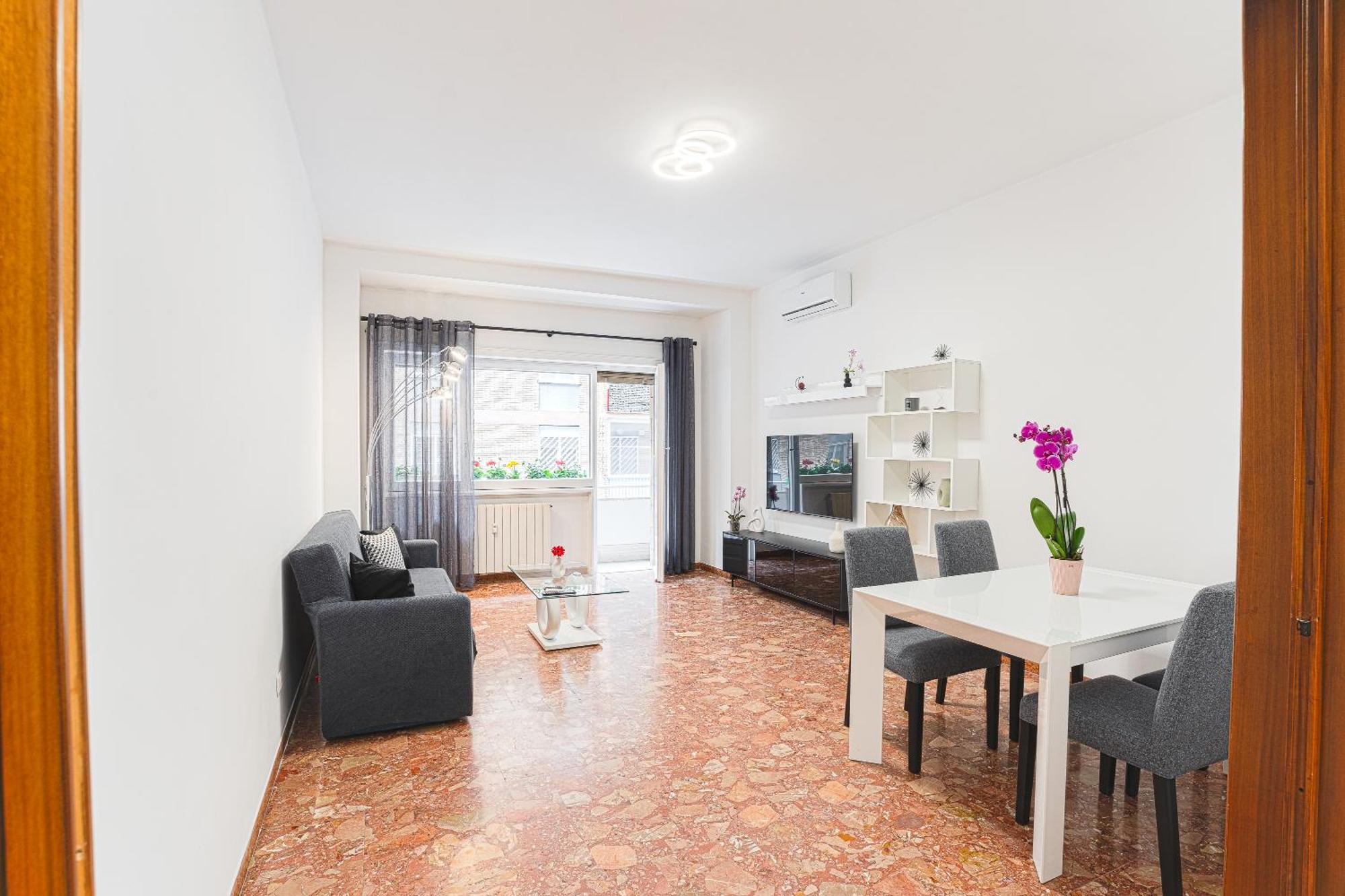 Apartment Domus Leo Rome