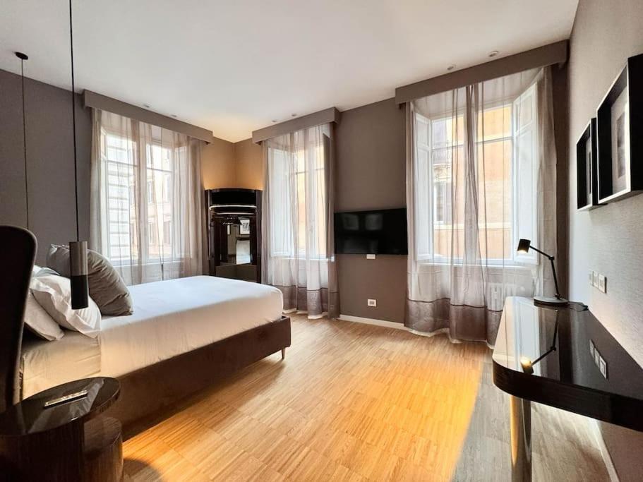 The Condotti - Luxury Serviced Apartamento Roma