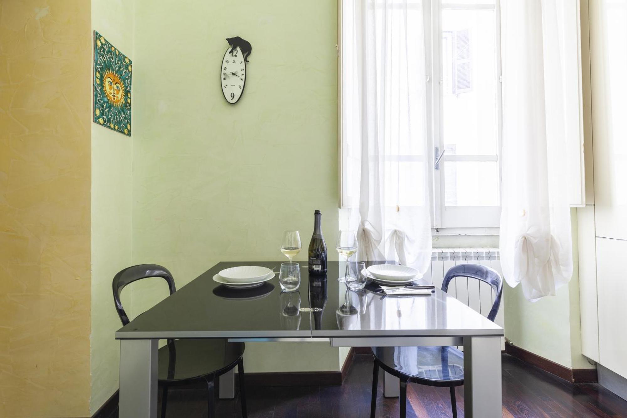 Hostly-urban Oasis Turati-few Steps From Colosseum * Rome