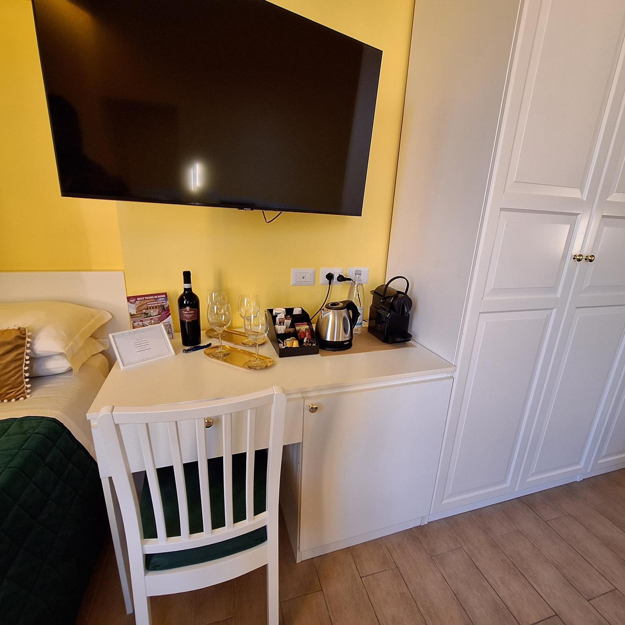 Residenze Serventi Longhi * Roma