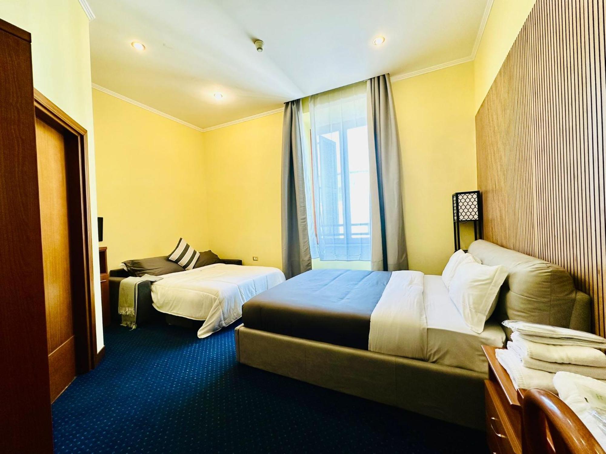 Hotel Place Roma
