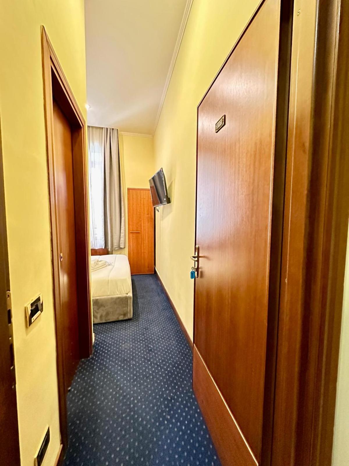 Hotel Place Roma