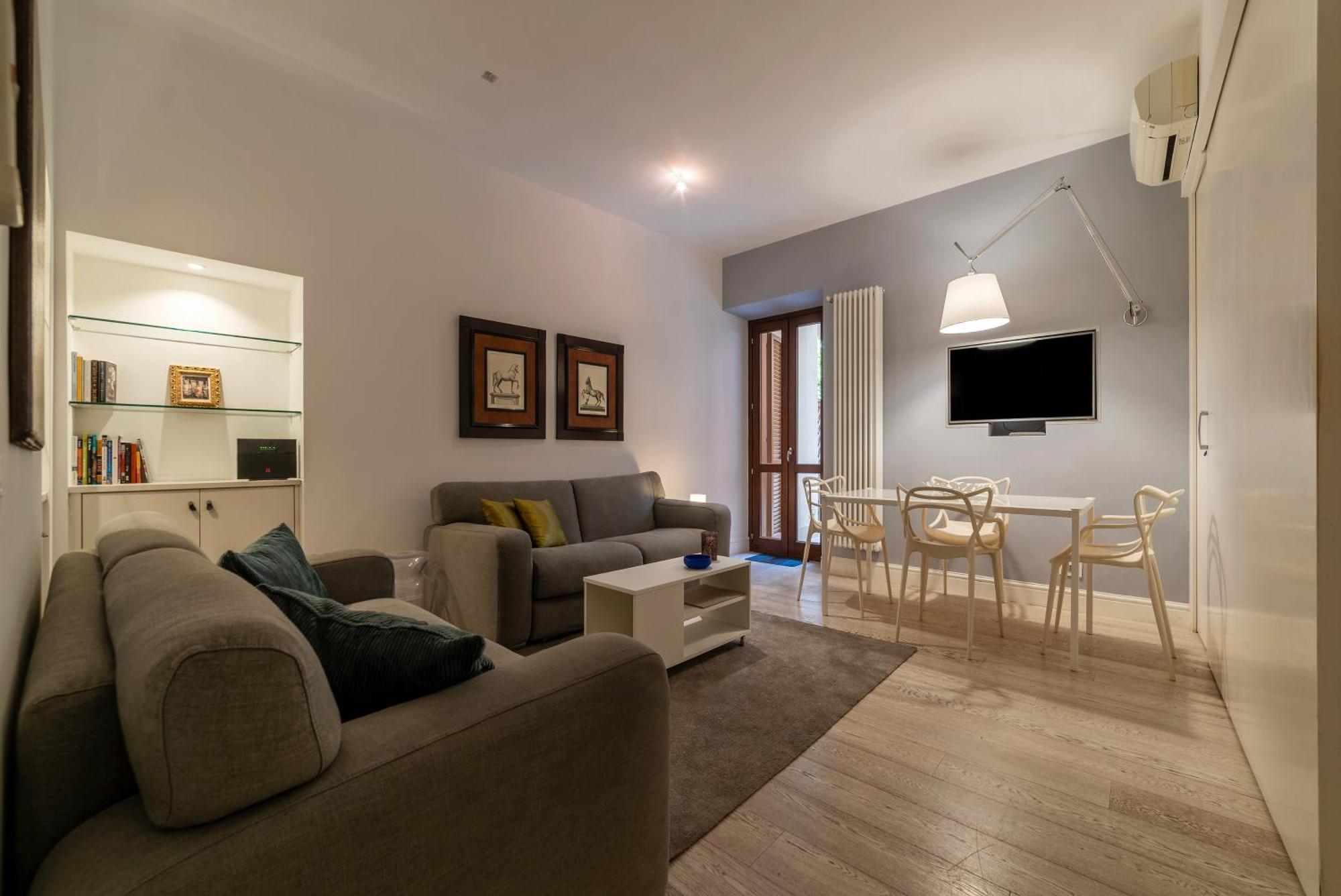 Barberini - Fromhometorome Appartamento