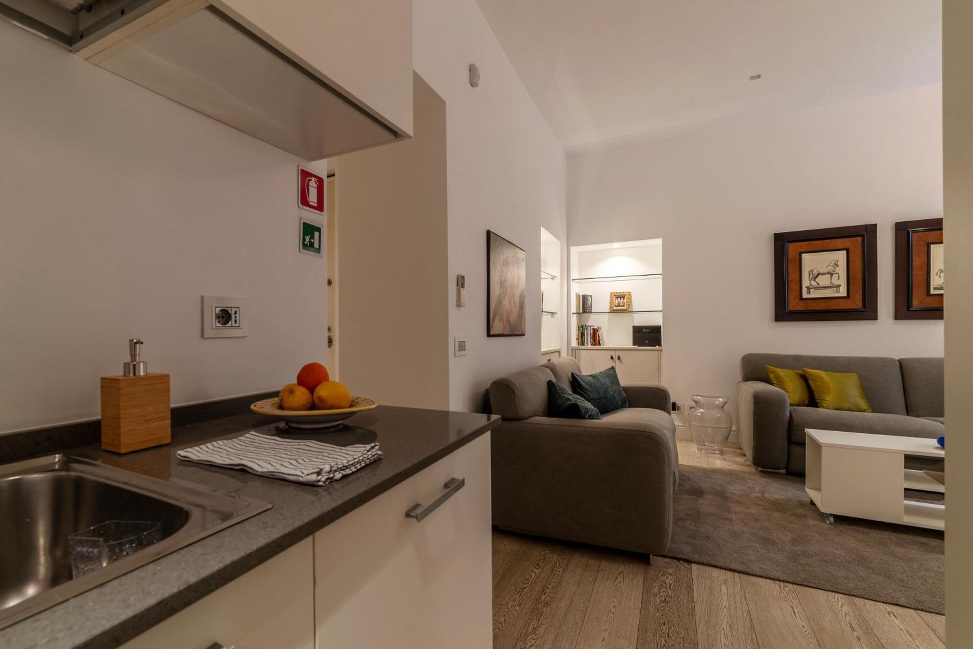 Appartamento Barberini - Fromhometorome