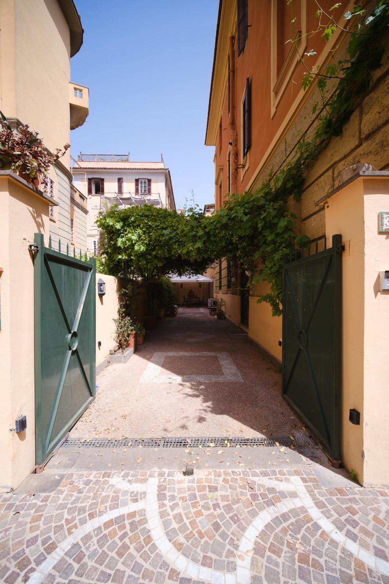 La Casa Del Capitano Roma