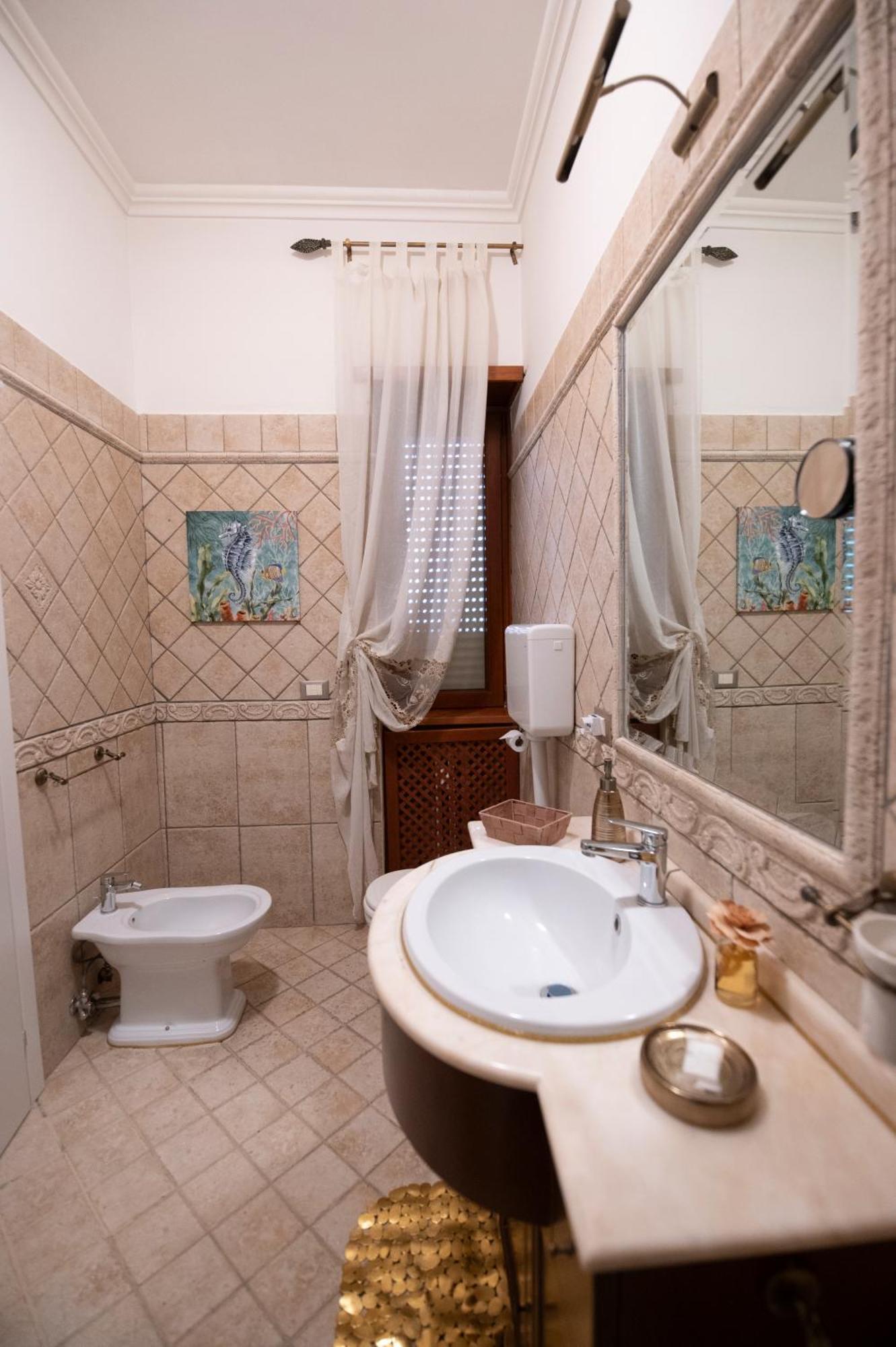 Interno 6 * Rom
