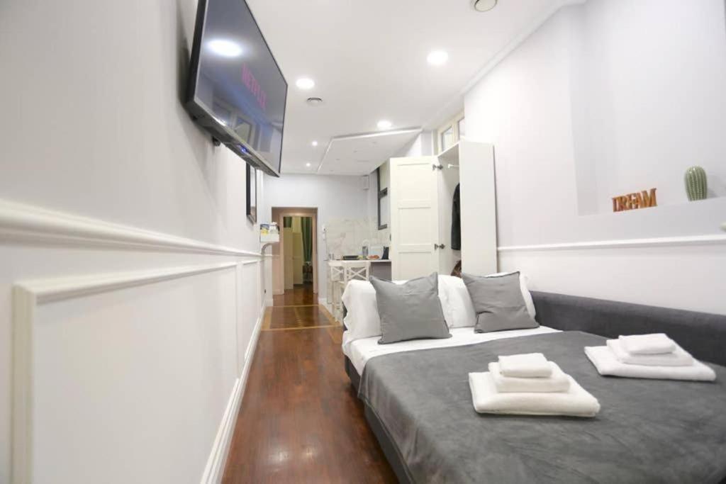 Atrhome Frattina Luxury Apartment Rome