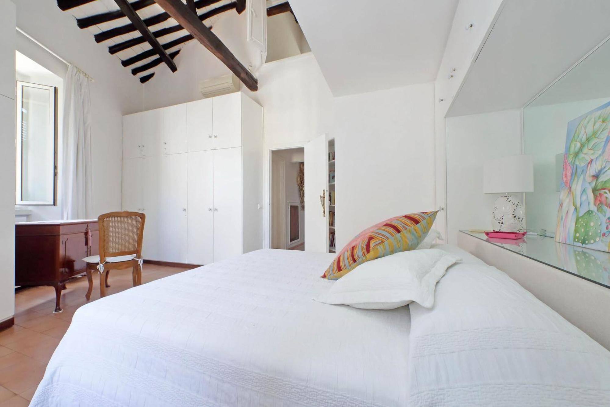 Magical Navona Duplex With Terrace By Halldis *