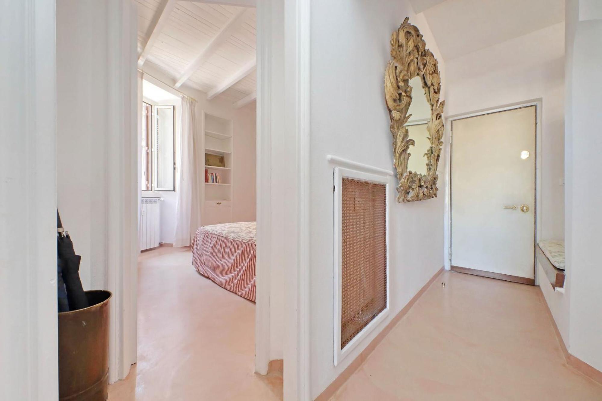 Apartment Magical Navona Duplex With Terrace By Halldis