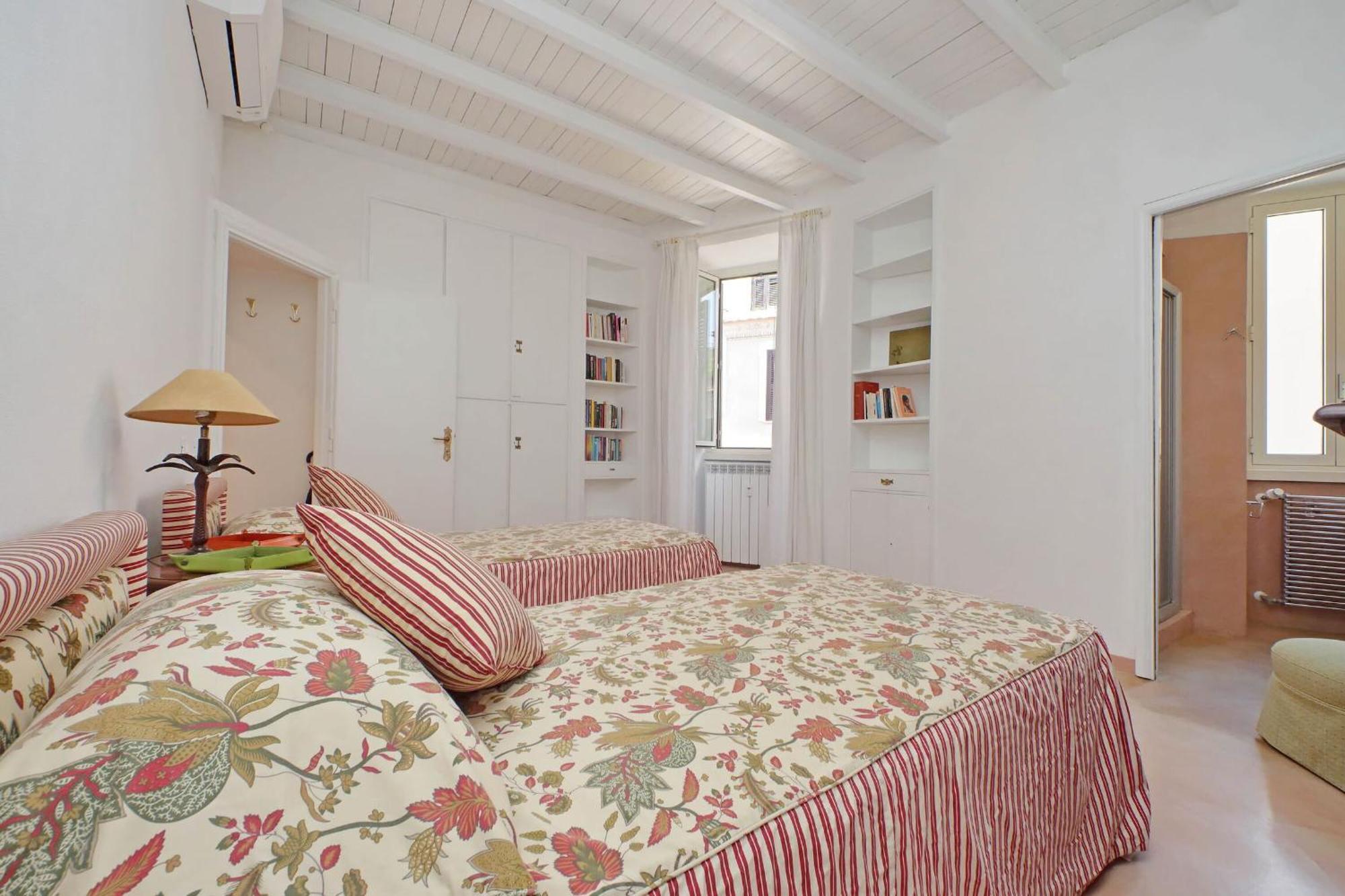 Magical Navona Duplex With Terrace By Halldis Rom