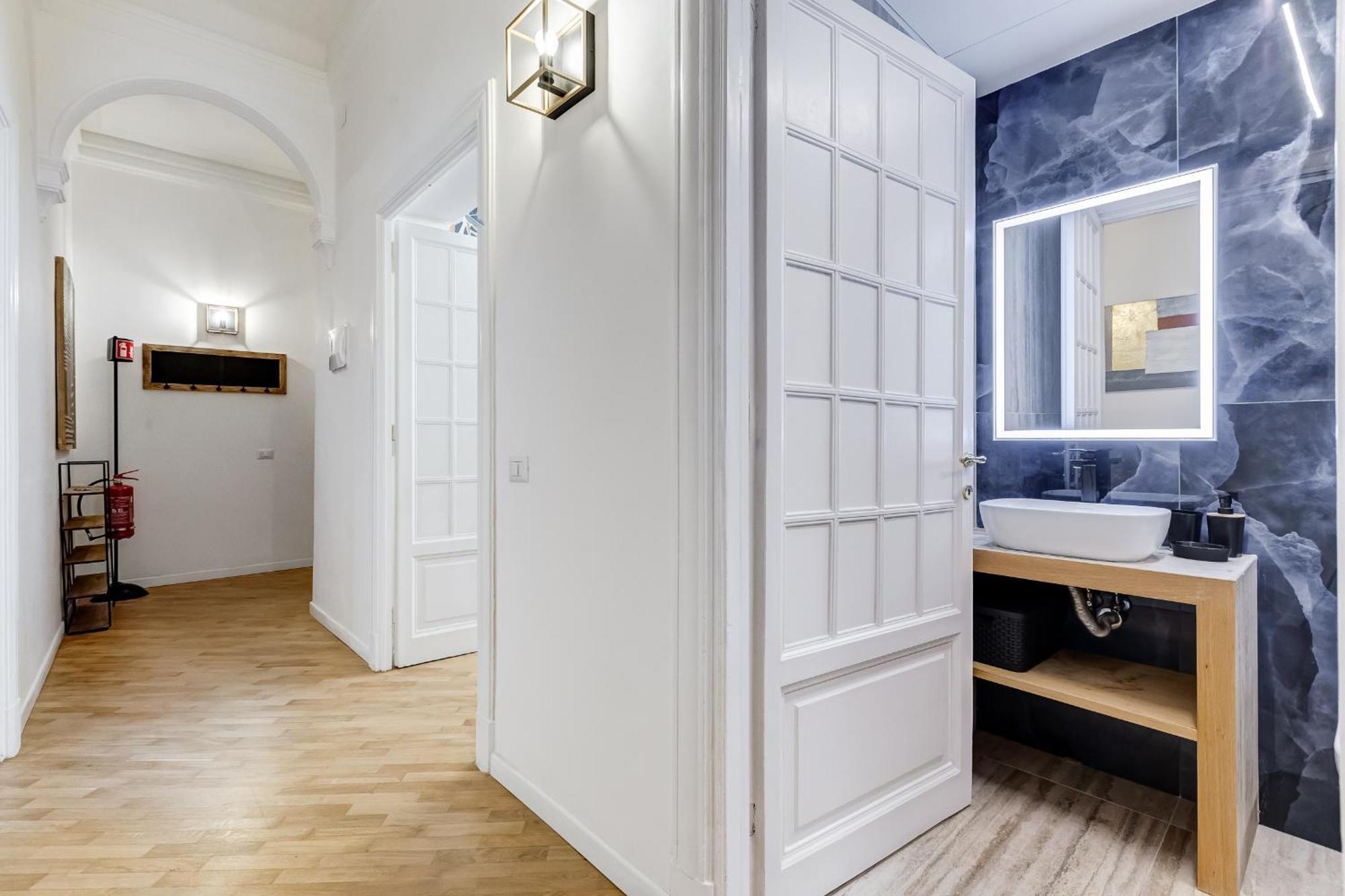 Bmga L Gracchi Lux Lovely 3bdr