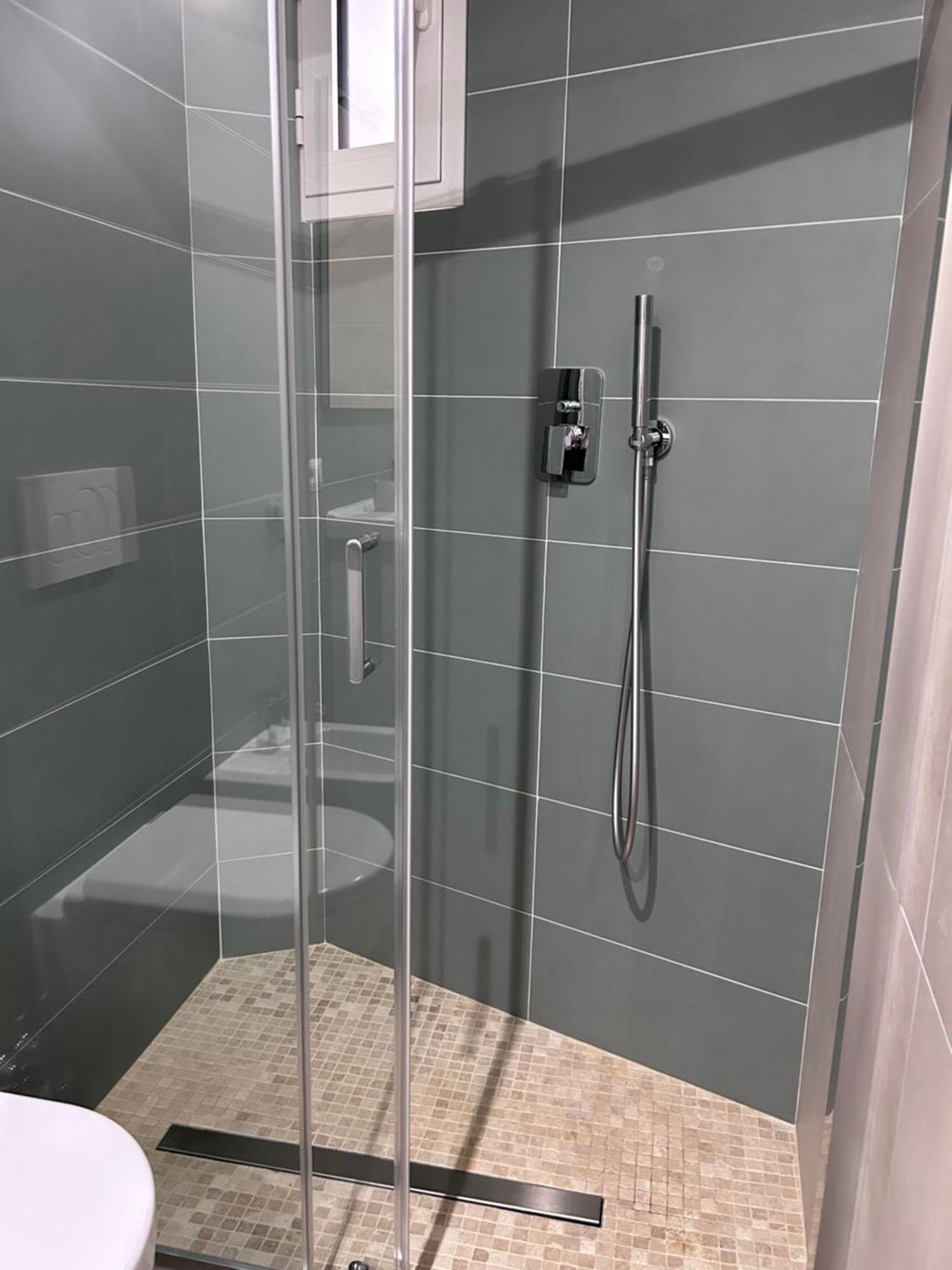 Apartment La Di Leon Rom