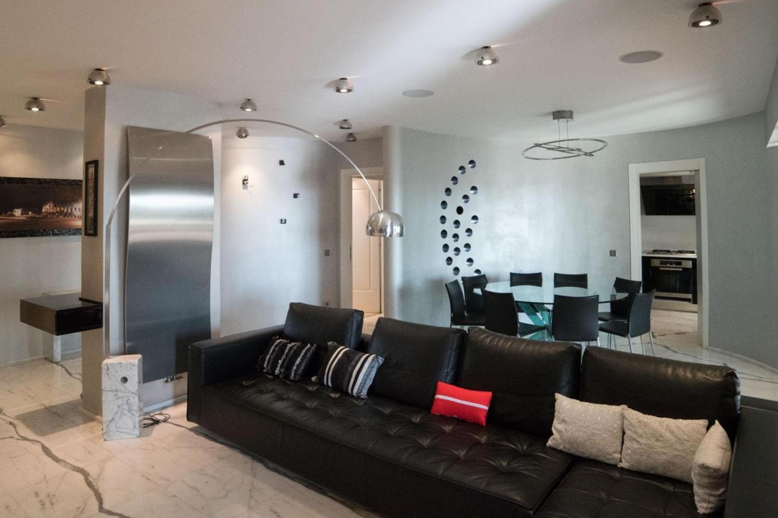 Luxury Apartment Rom