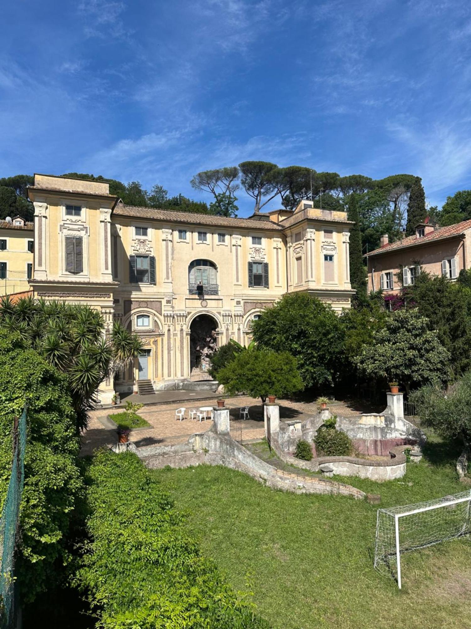 Nuovo Loft A Trastevere Con Super Terrazza Apartamento