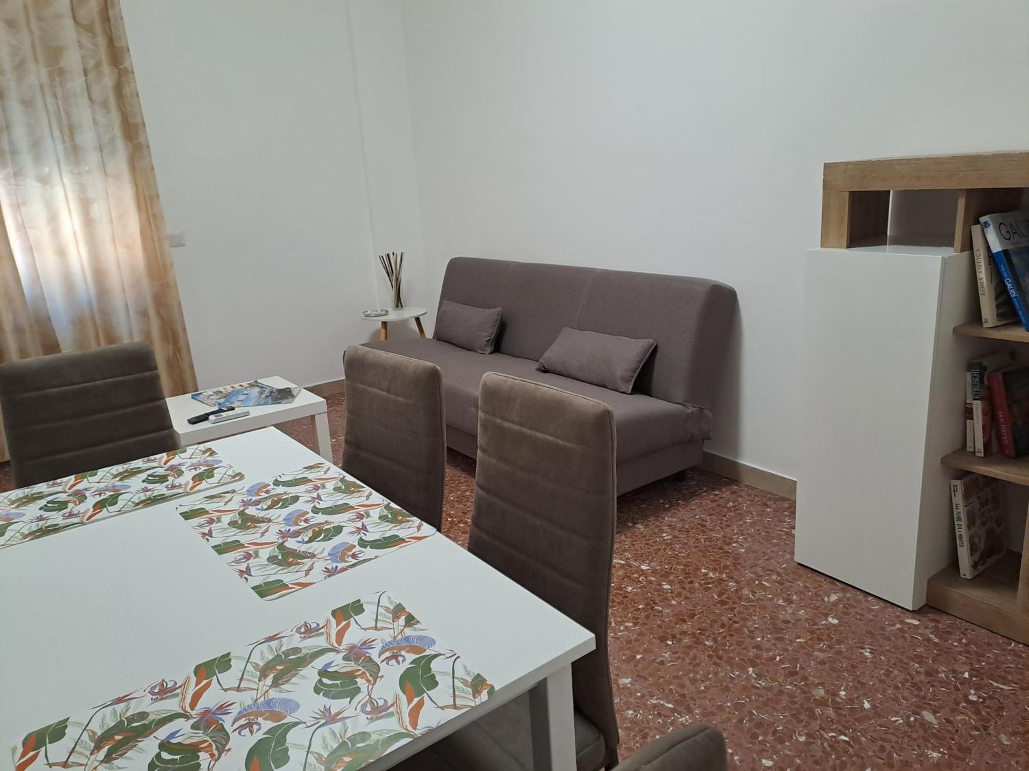Mauri's - Casamauri - Adiacente Metro C Apartamento *