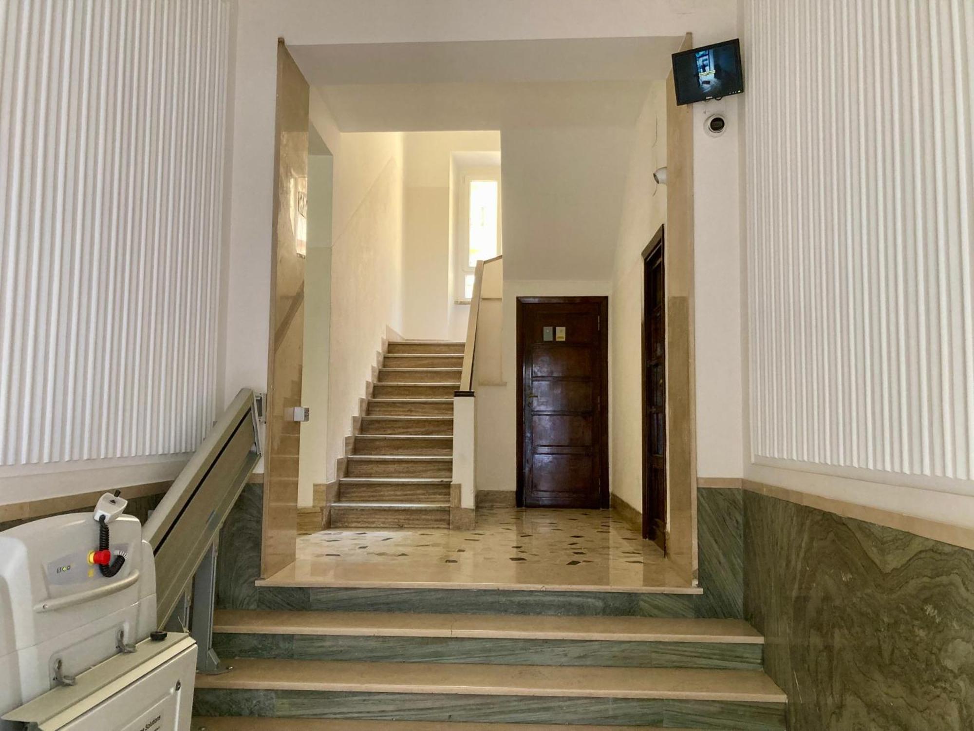 Brandnew Luxury House Near Metro Station Apartamento *