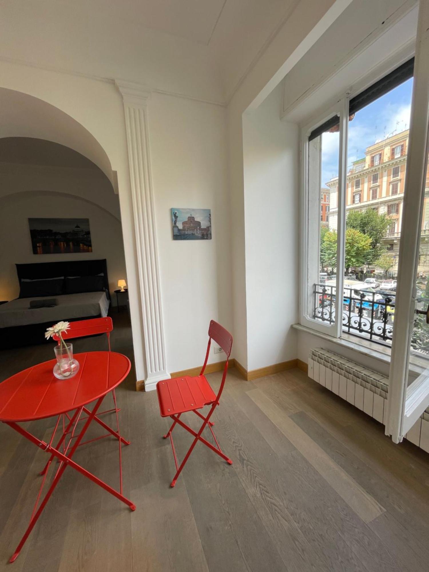 Giulia Mesa Apartamento