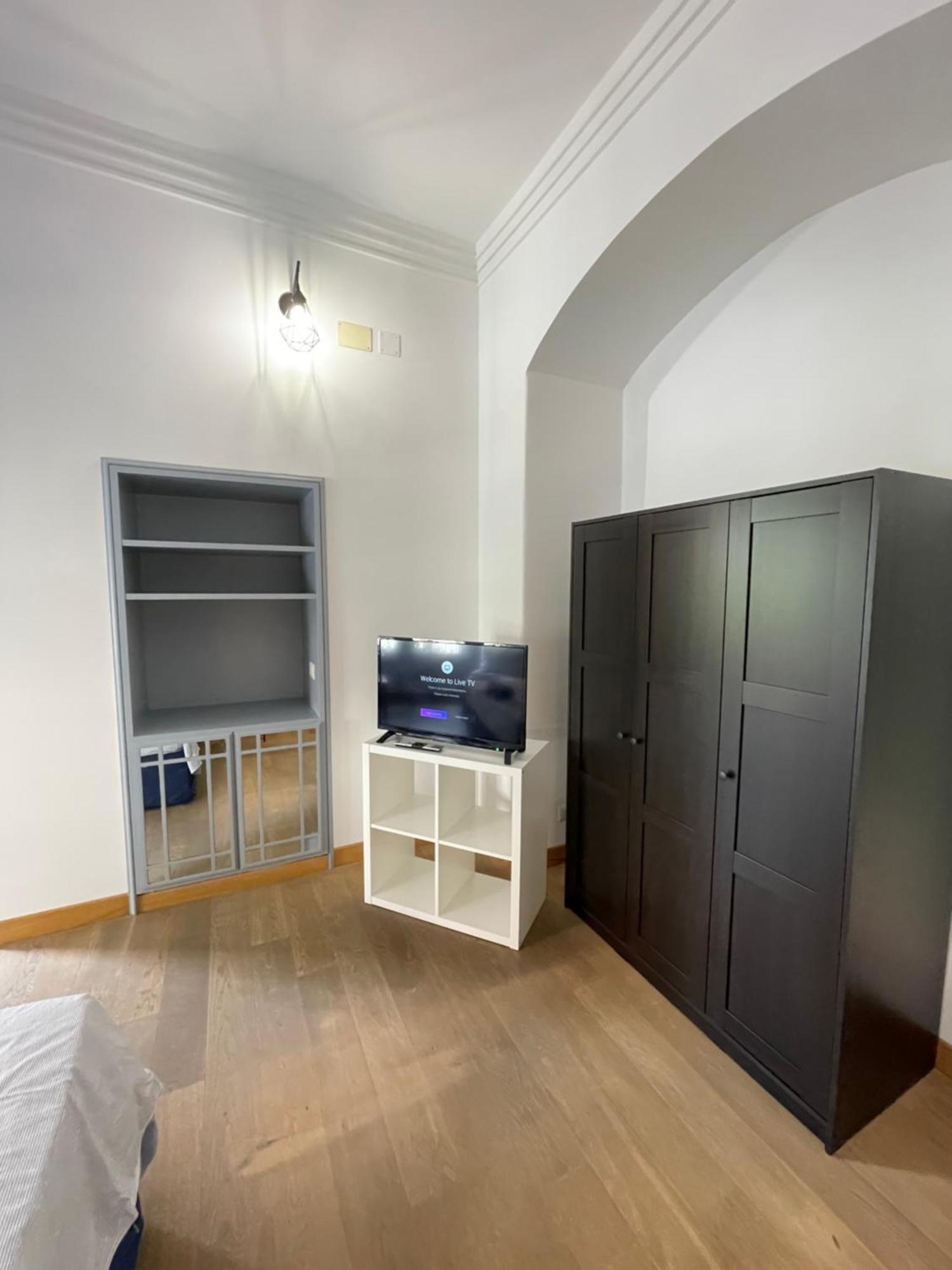 Giulia Mesa Apartamento *