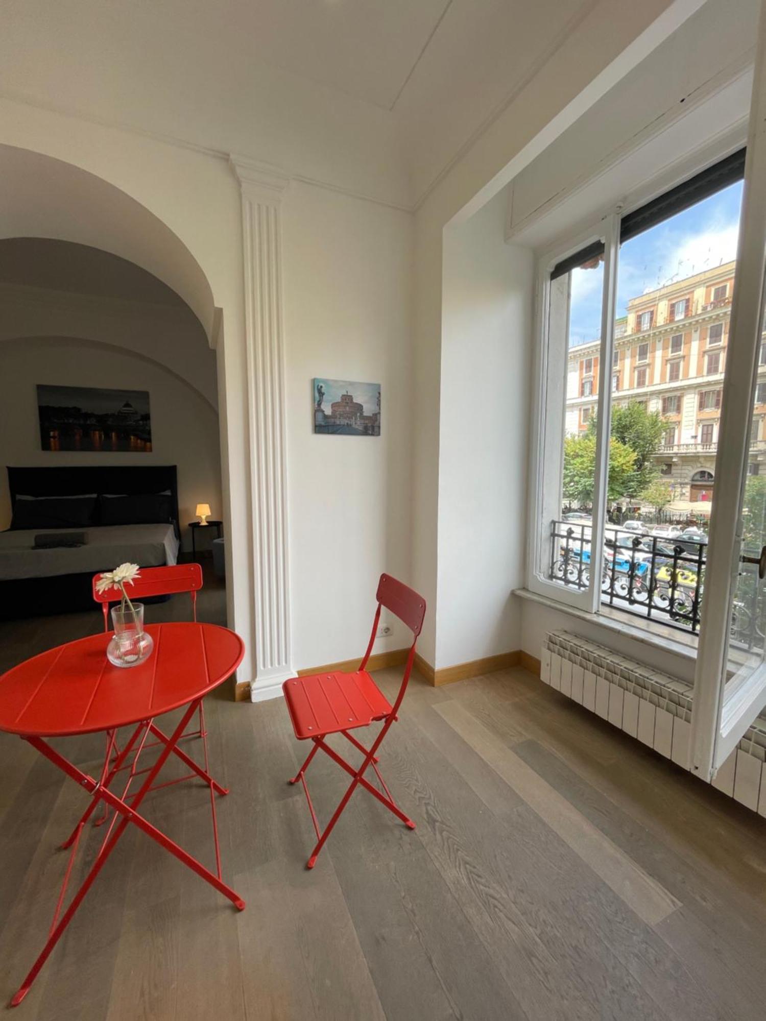 Giulia Mesa Apartamento *