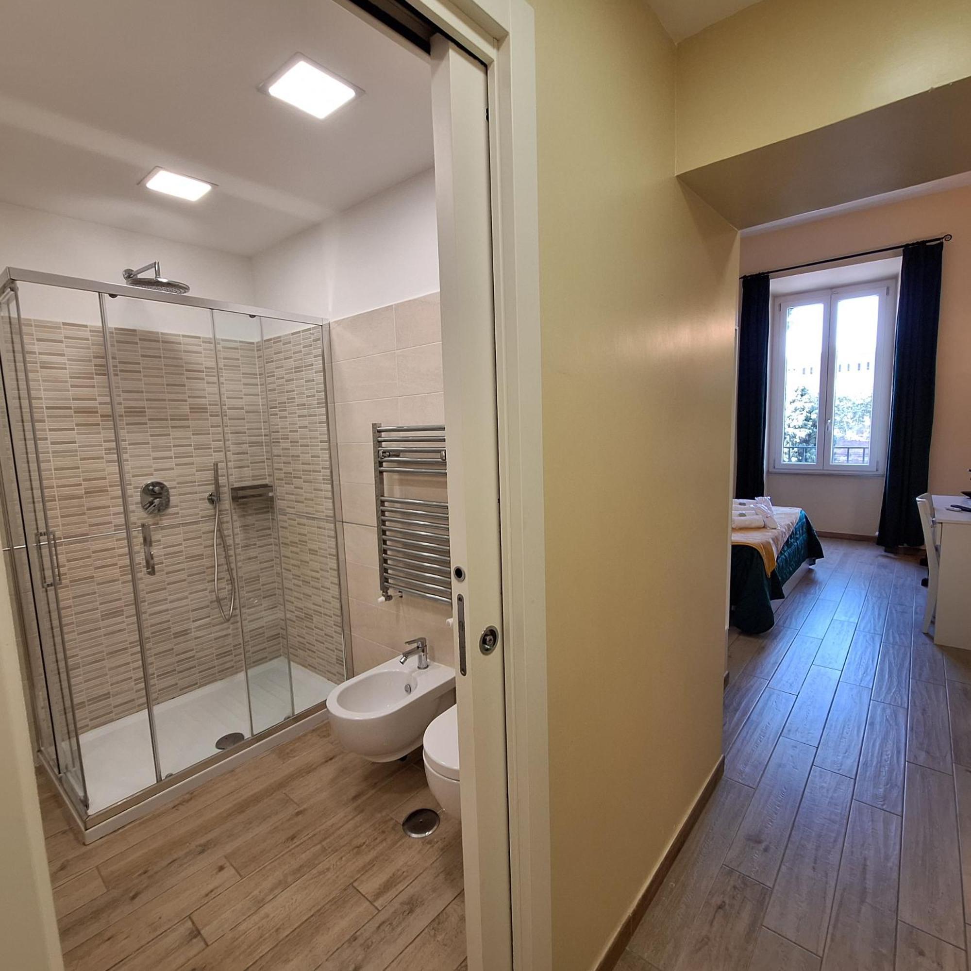 Residenze Serventi Longhi *
